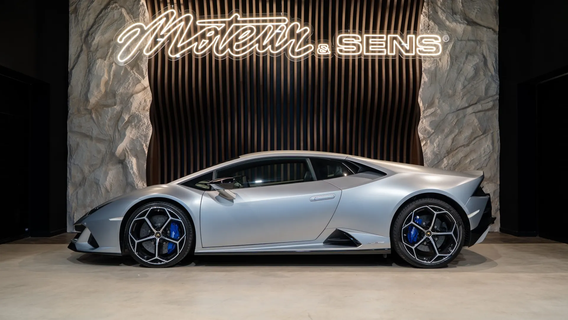 Lamborghini Huracan — photo 5