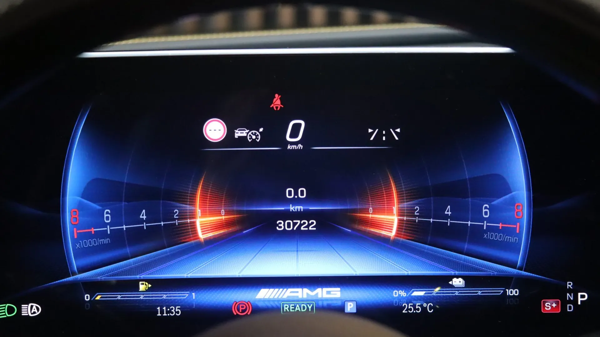 Mercedes-Benz C63S — photo 29