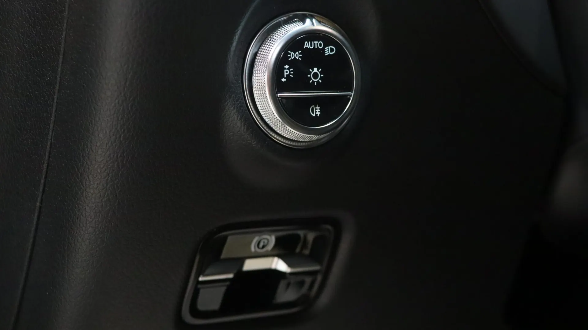 Mercedes-Benz C63S — photo 20