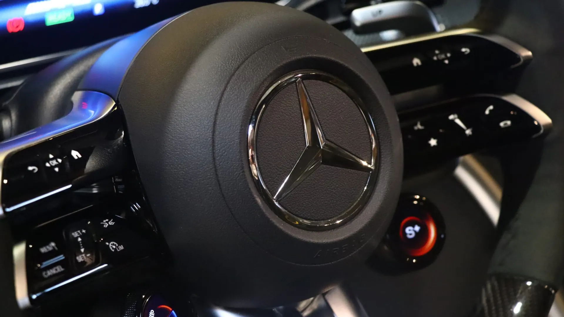 Mercedes-Benz C63S — photo 27