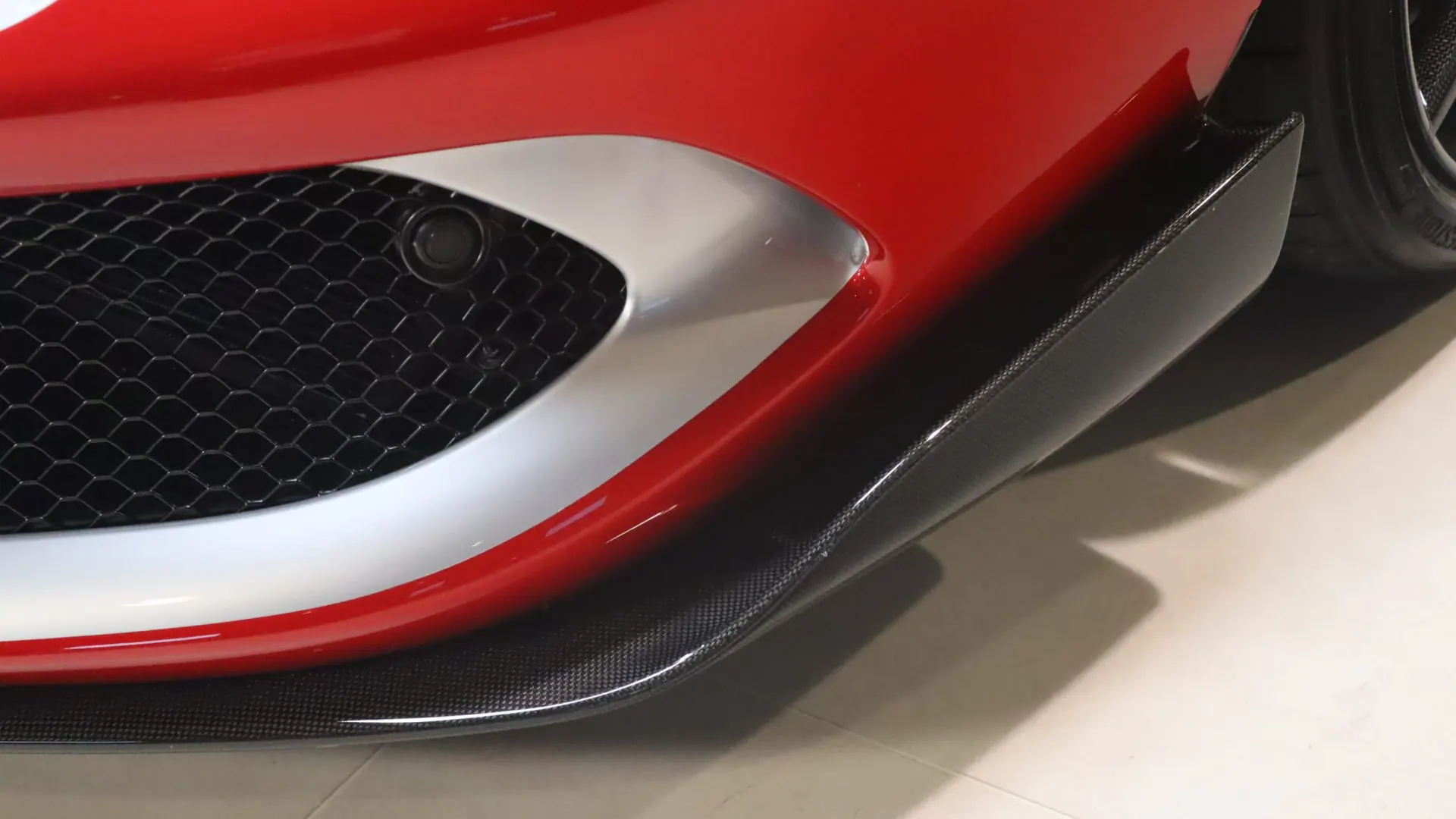 Ferrari 296 — photo 38