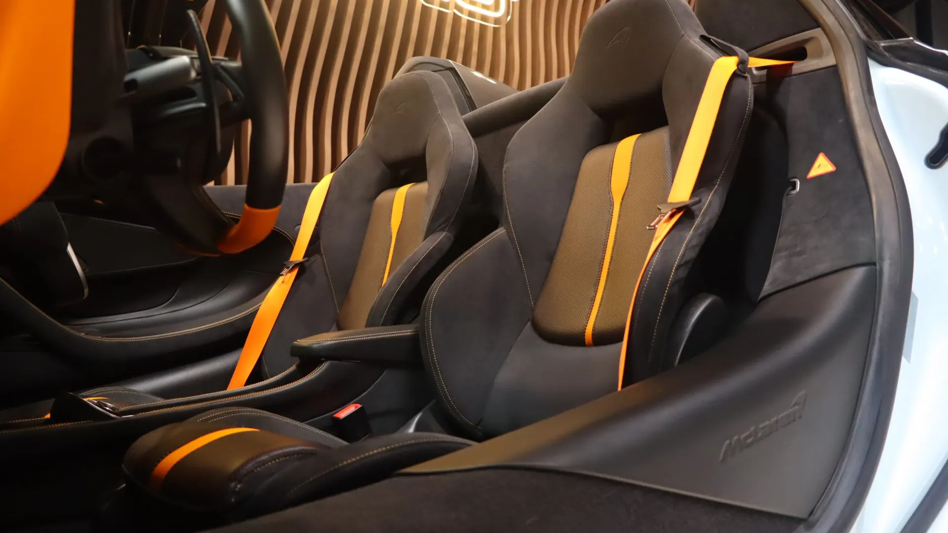 McLaren 570S — photo 7