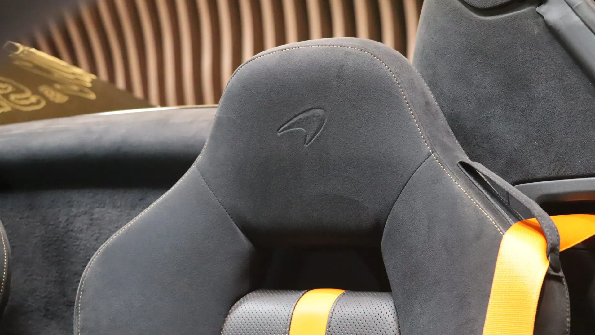 McLaren 570S — photo 32