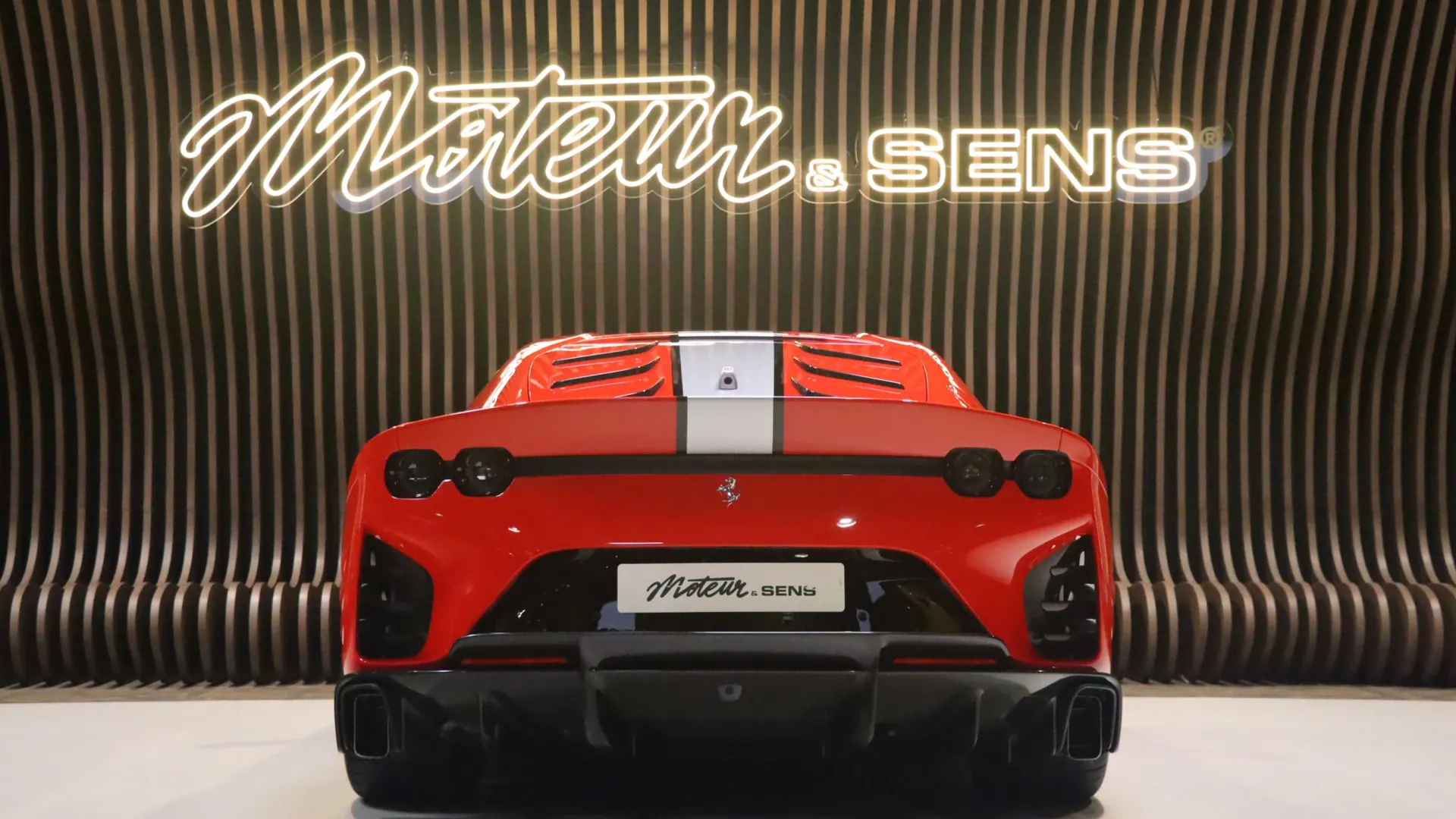 Ferrari 812 — photo 4