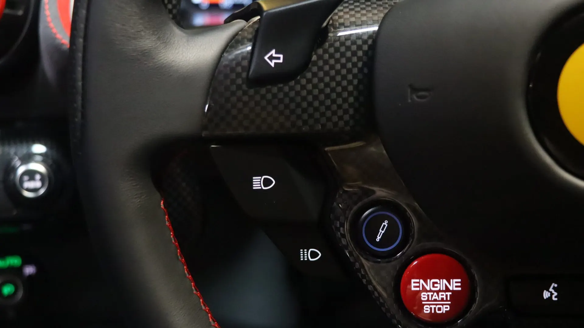Ferrari 812 — photo 16