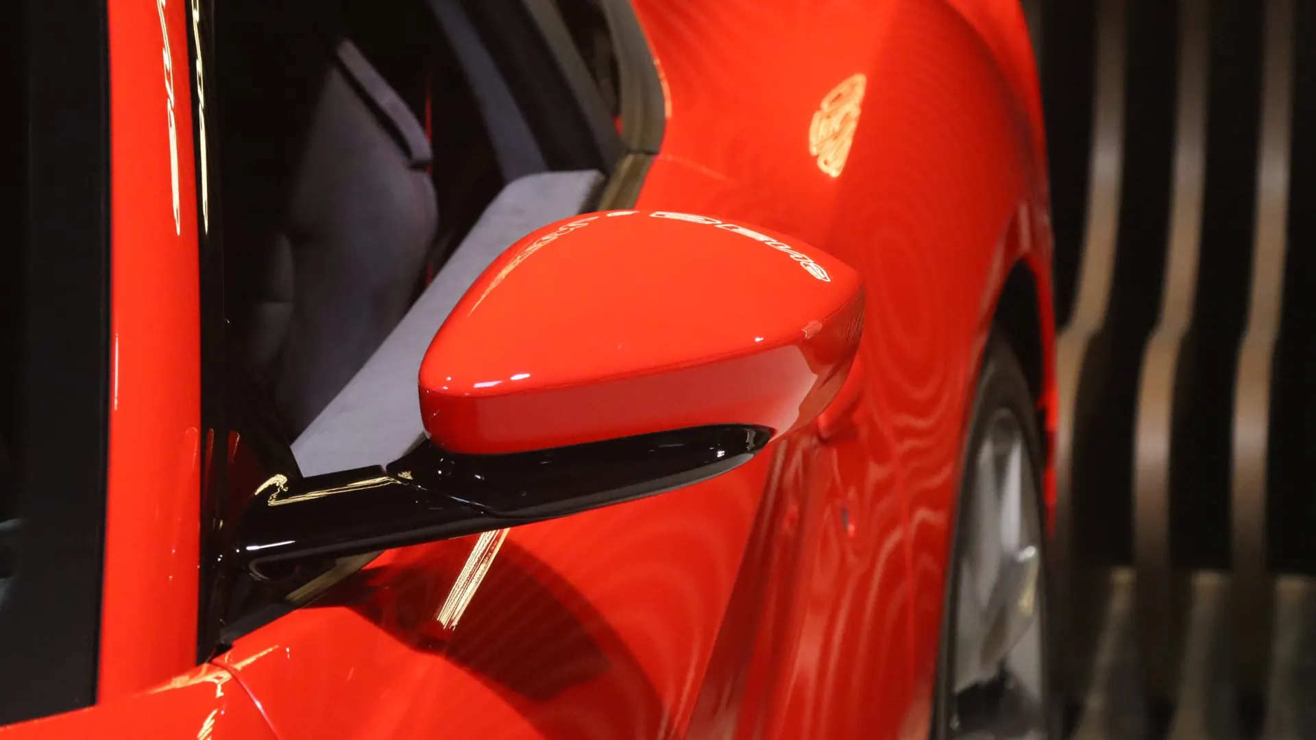 Ferrari 812 — photo 49