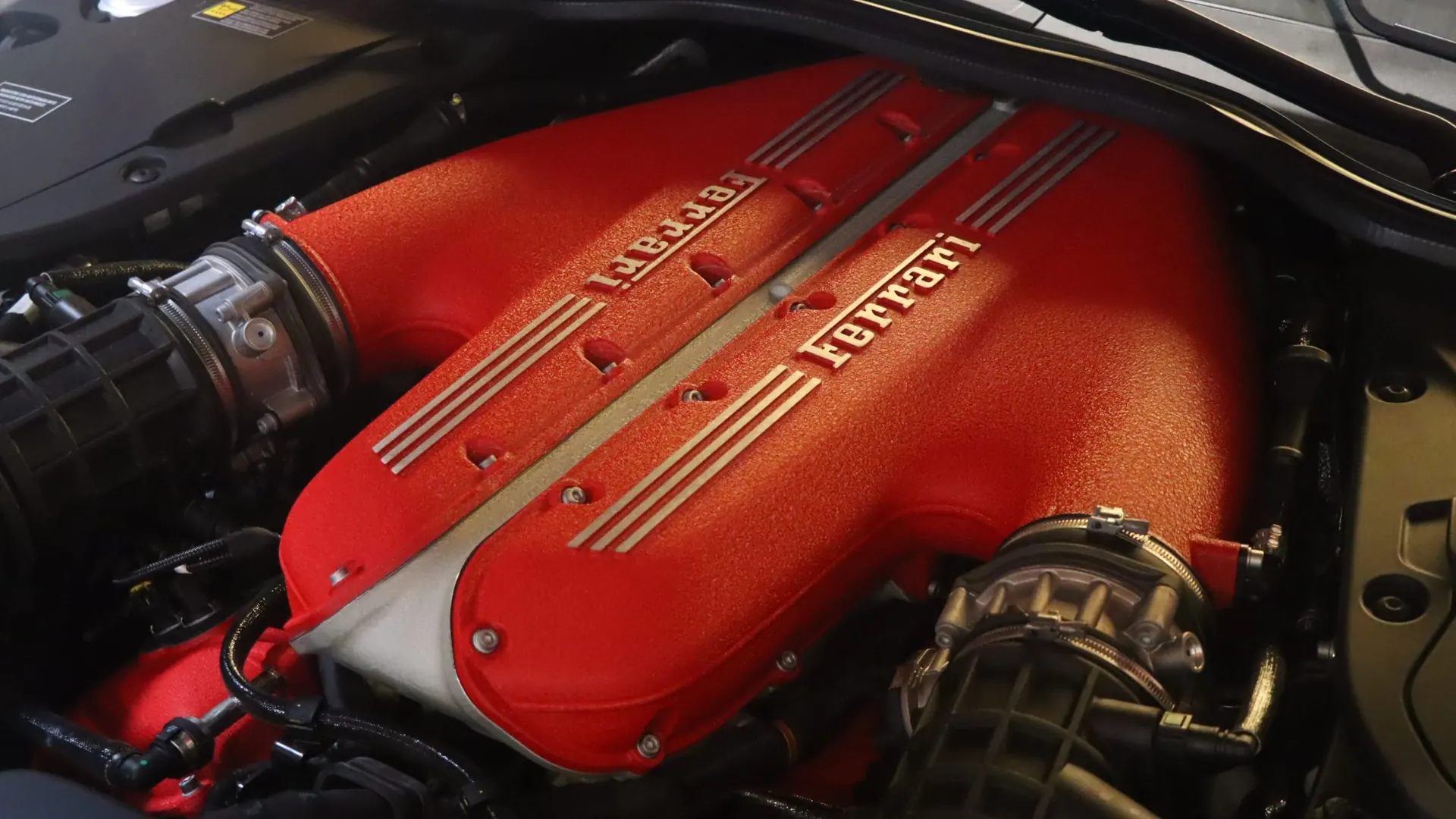 Ferrari 812 — photo 43