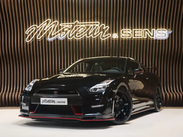 Nissan GT-R