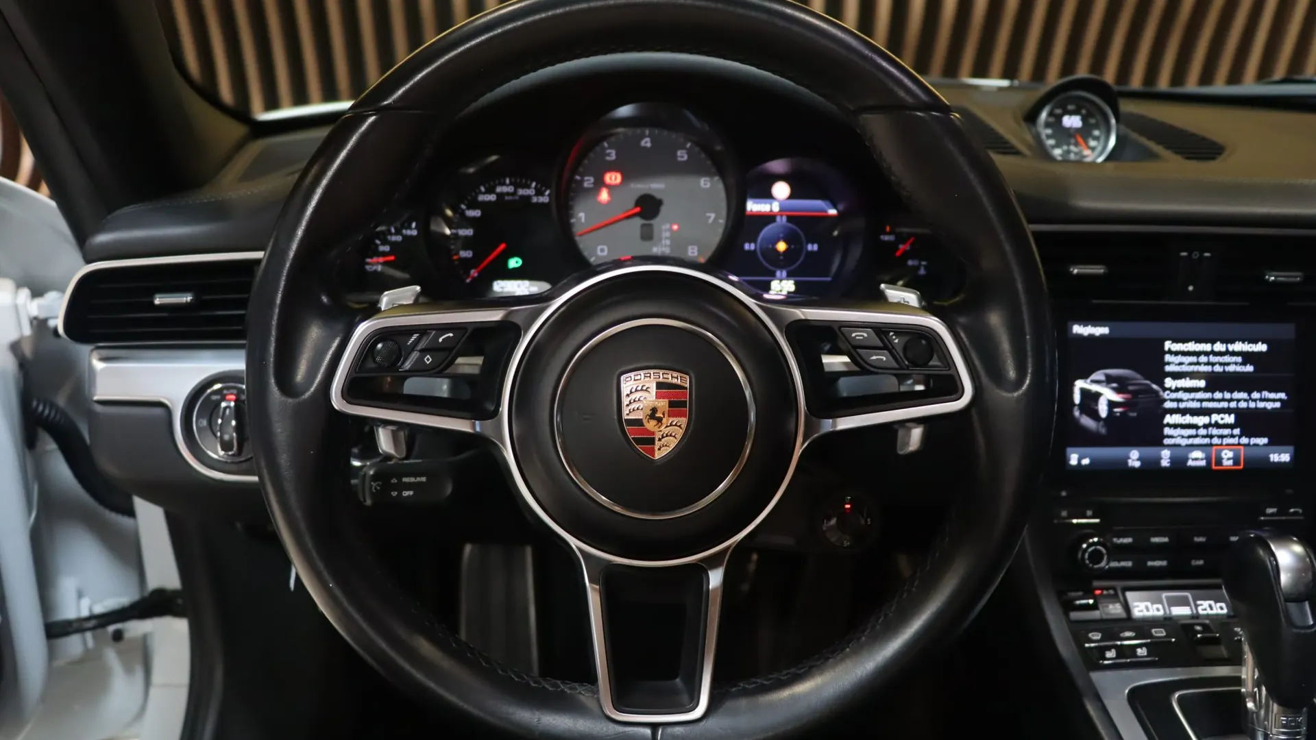 Porsche 911 — photo 10