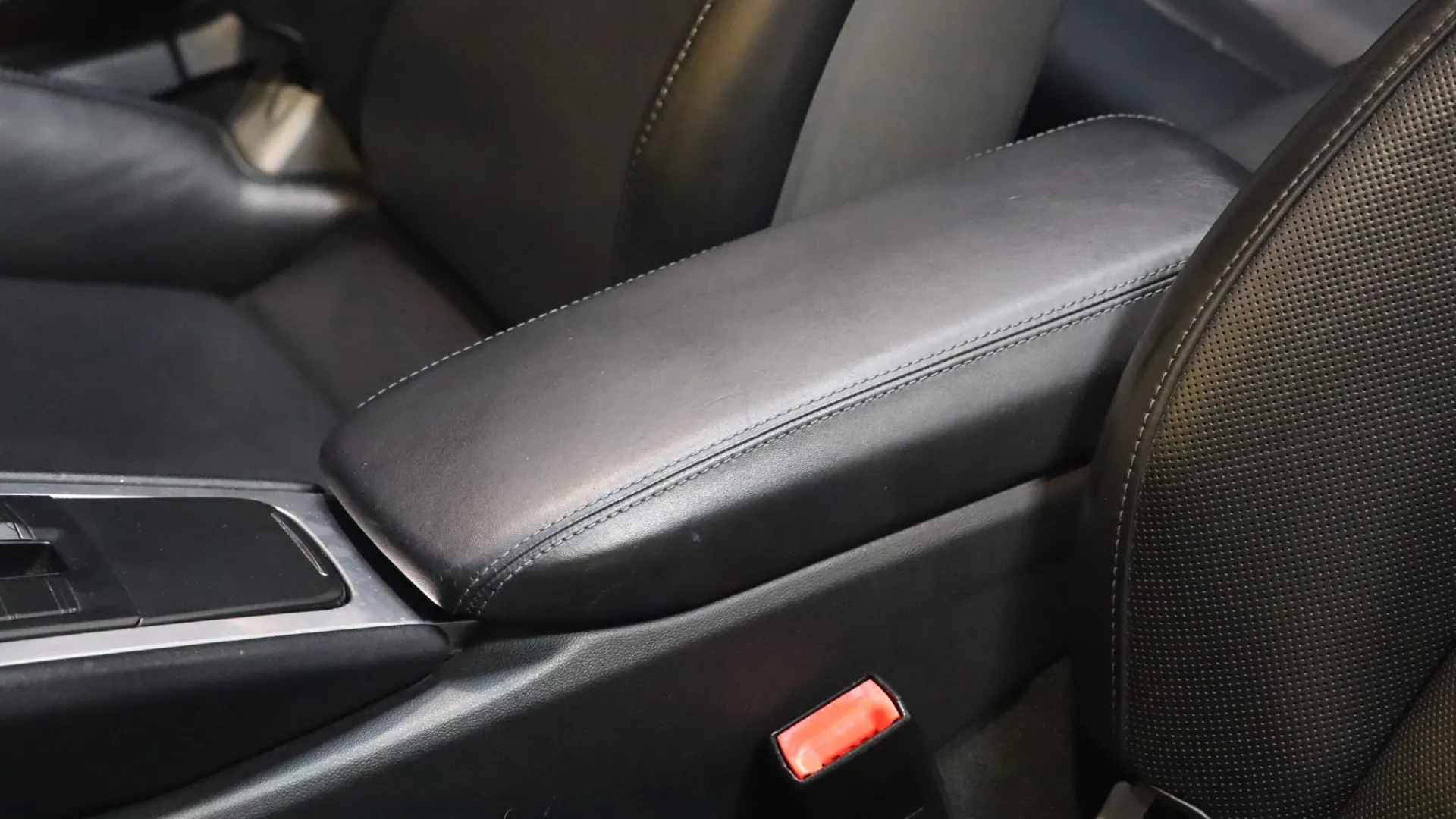 Porsche 911 — photo 34