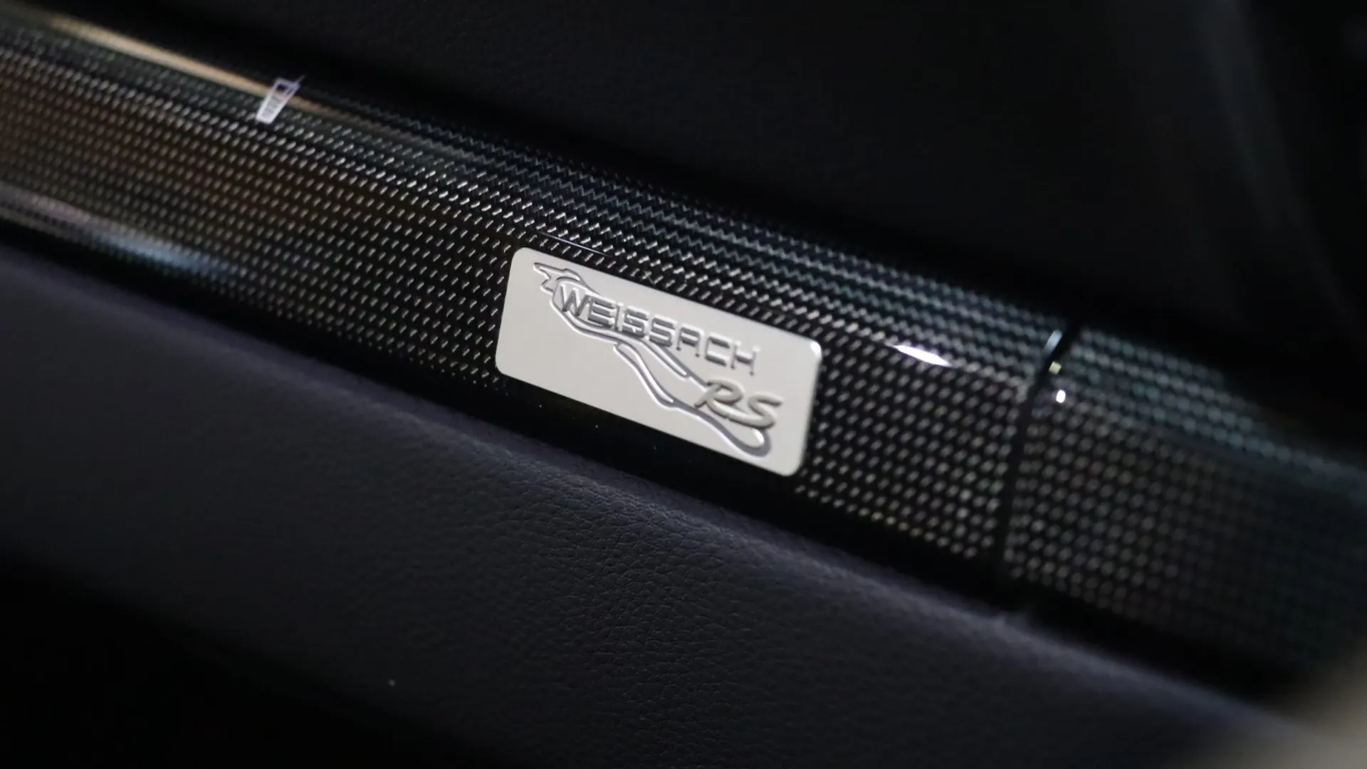 Porsche 911 — photo 33