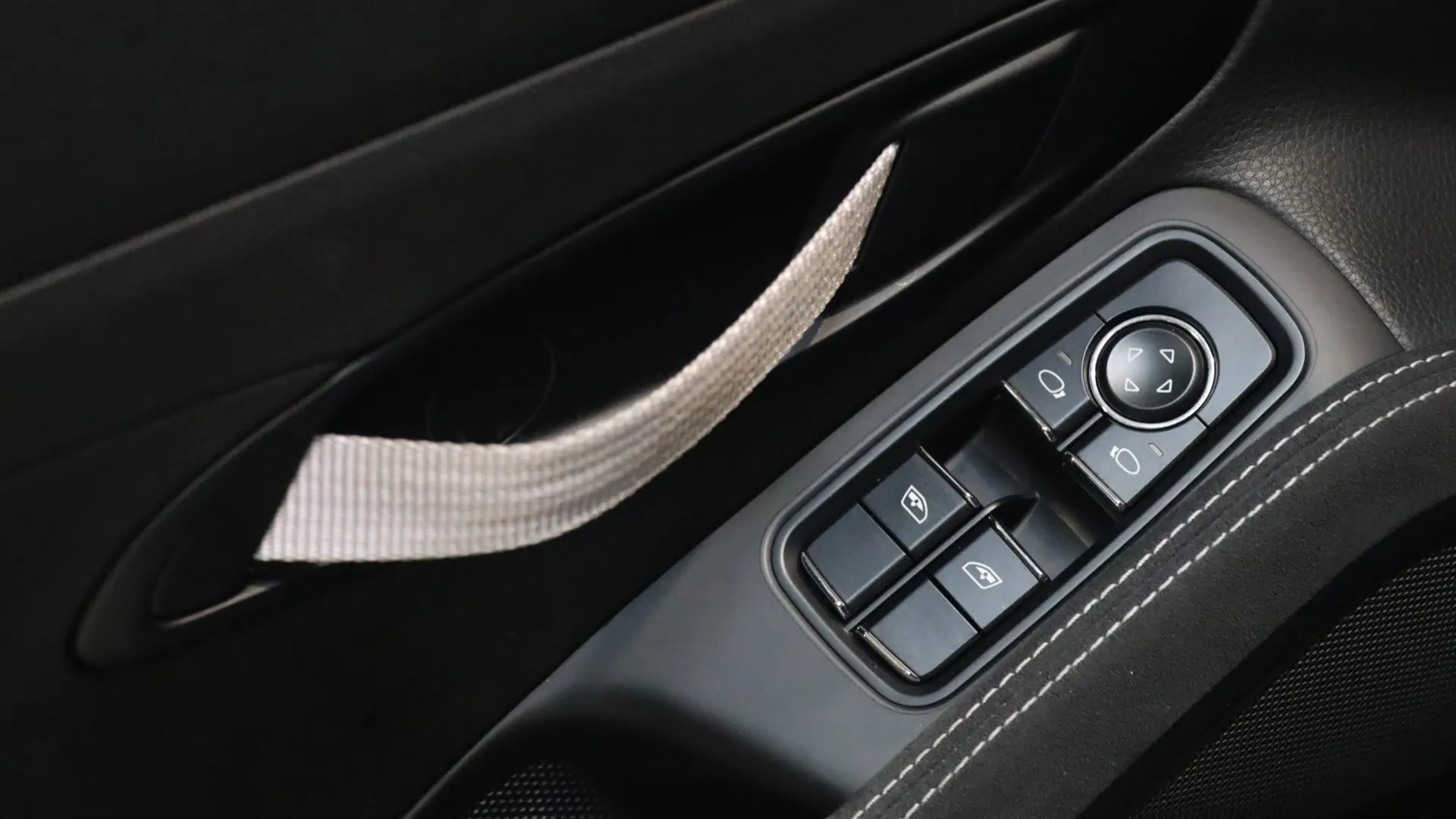 Porsche 911 — photo 11