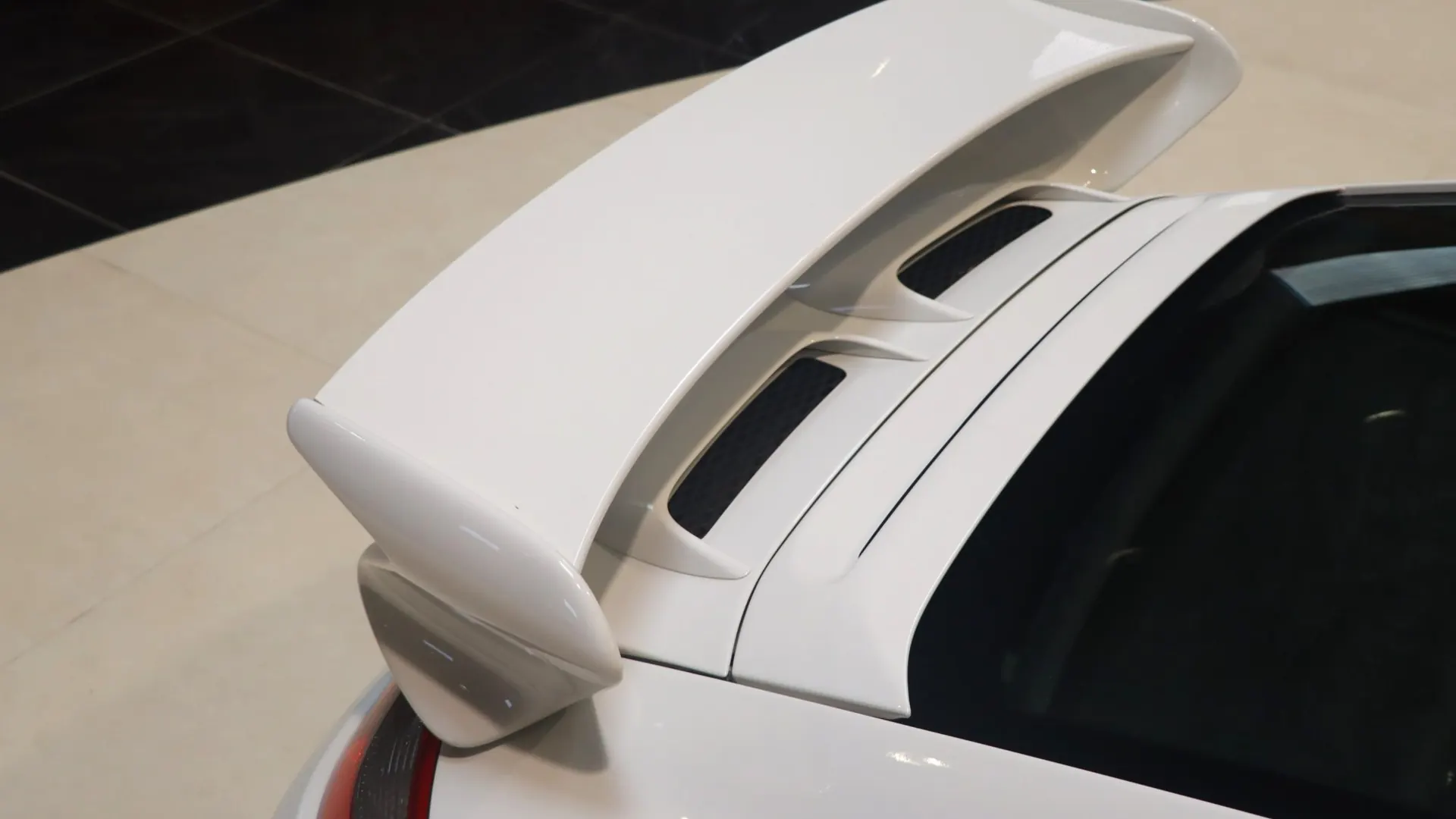 Porsche 911 — photo 40