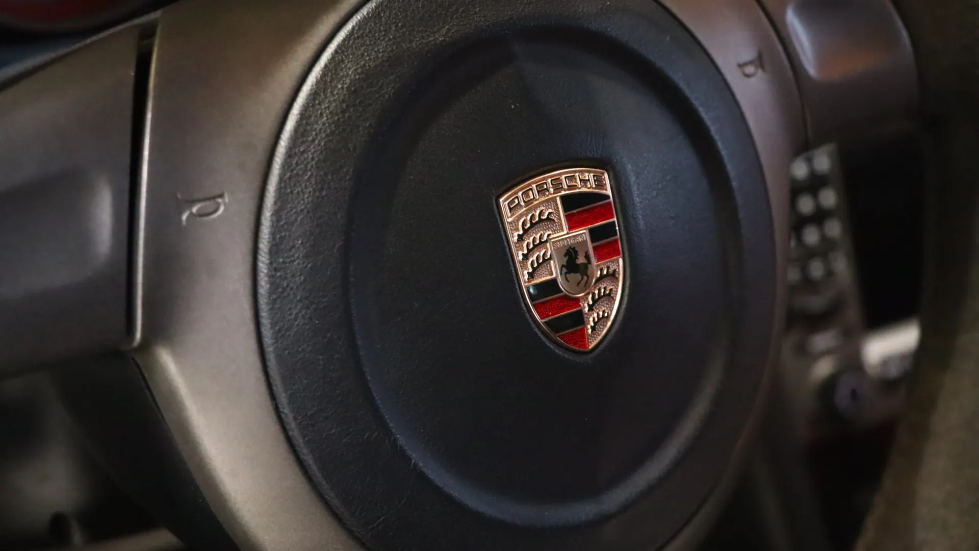 Porsche 911 — photo 20