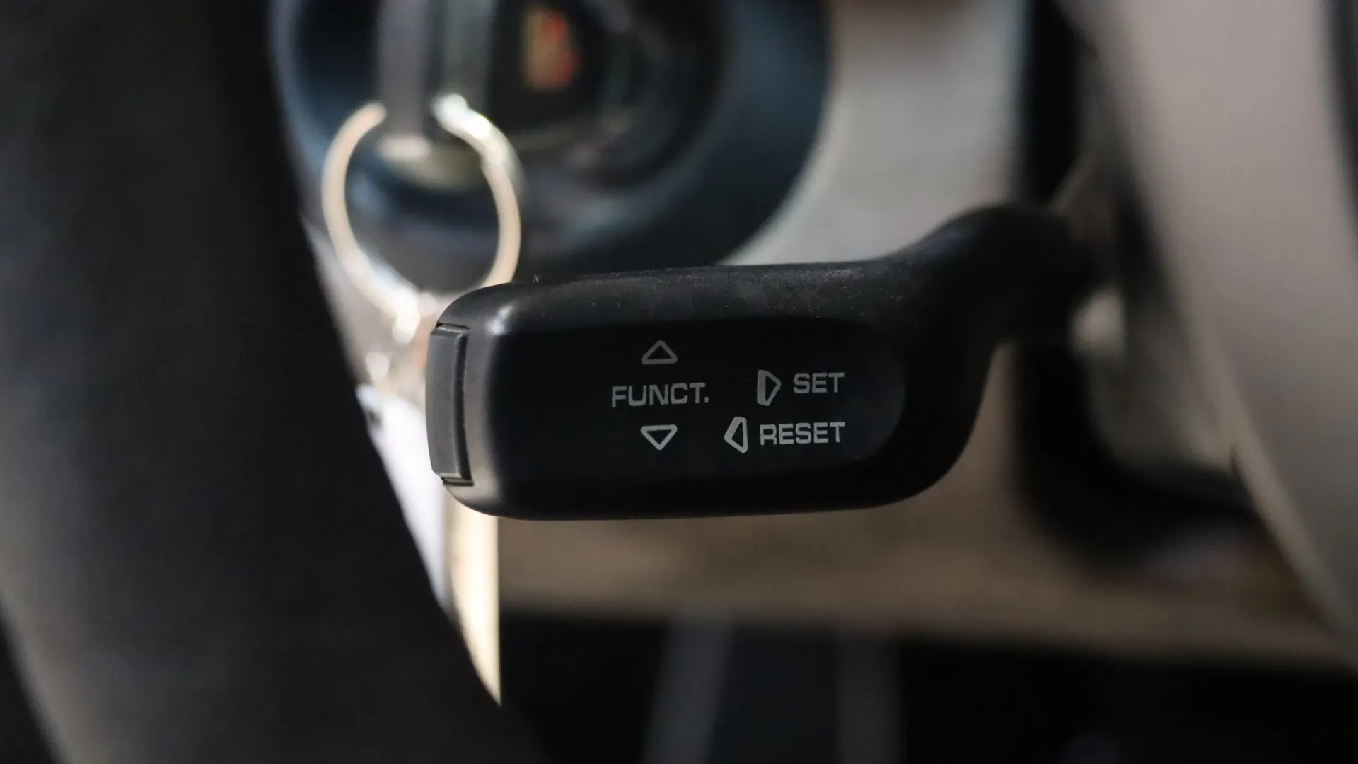 Porsche 911 — photo 17