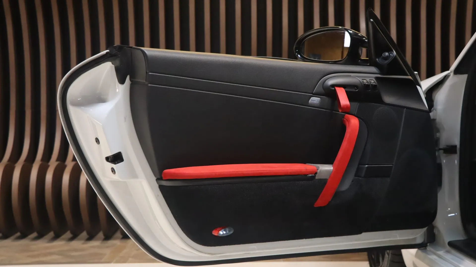 Porsche 911 — photo 10