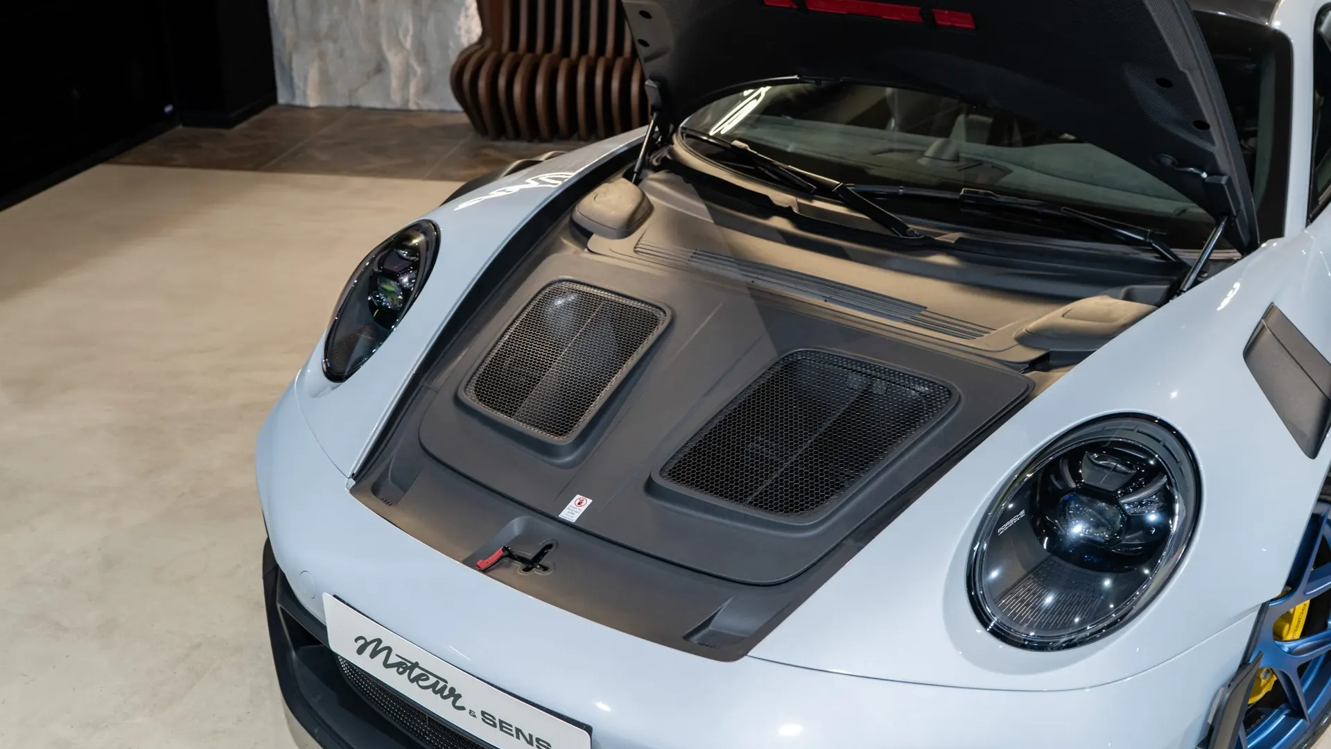 Porsche 911 — photo 38