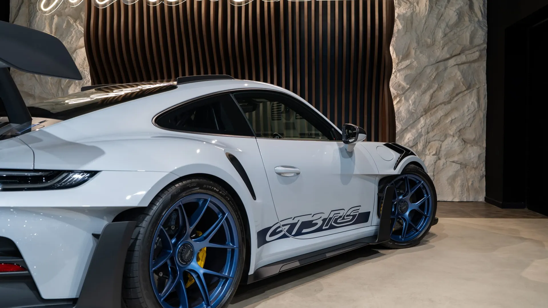 Porsche 911 — photo 49
