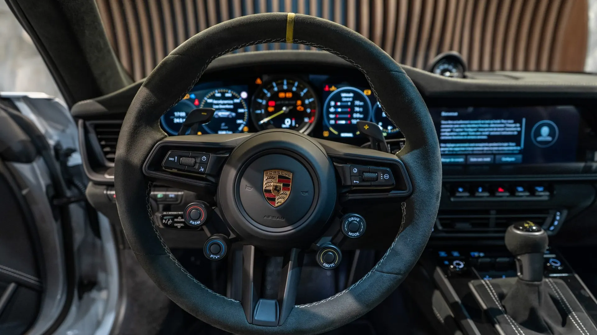 Porsche 911 — photo 9