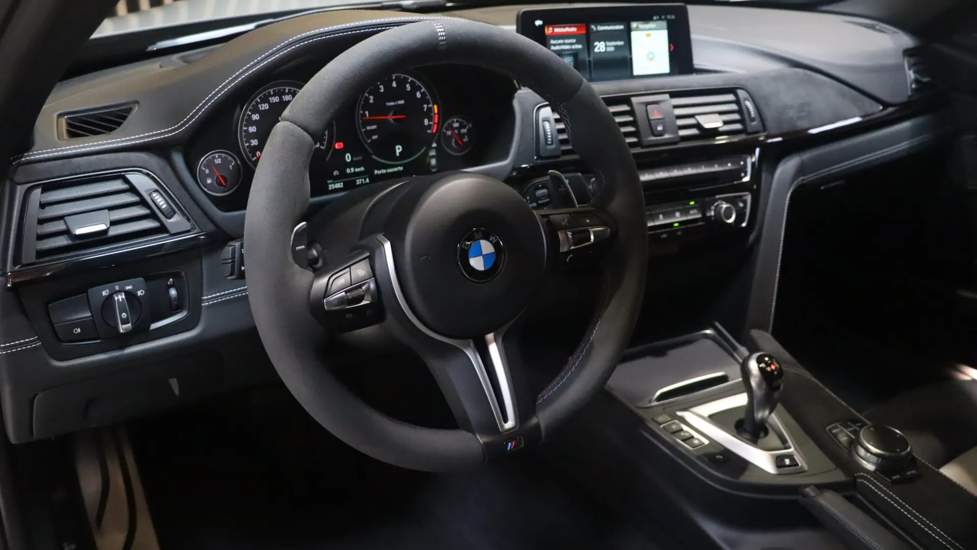 BMW M3 — photo 15
