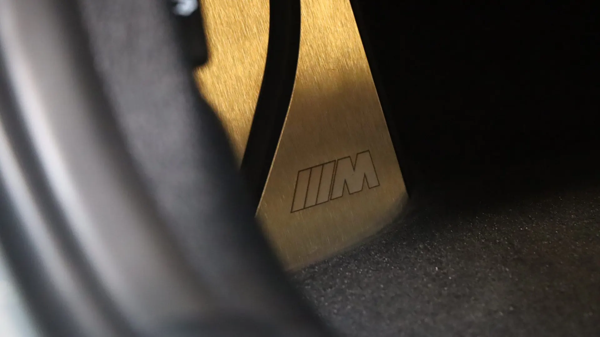 BMW M3 — photo 14