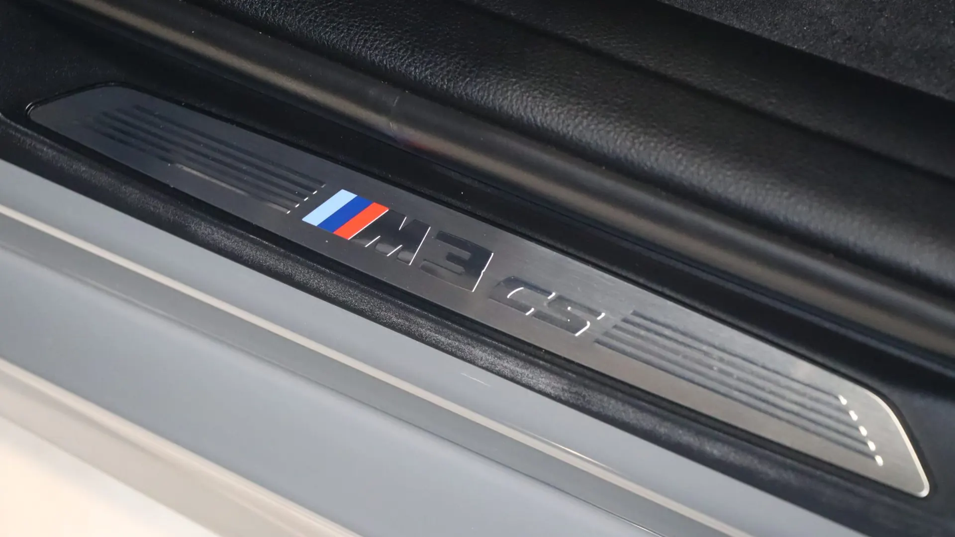 BMW M3 — photo 13