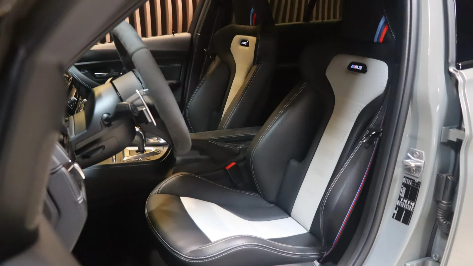 BMW M3 — photo 6