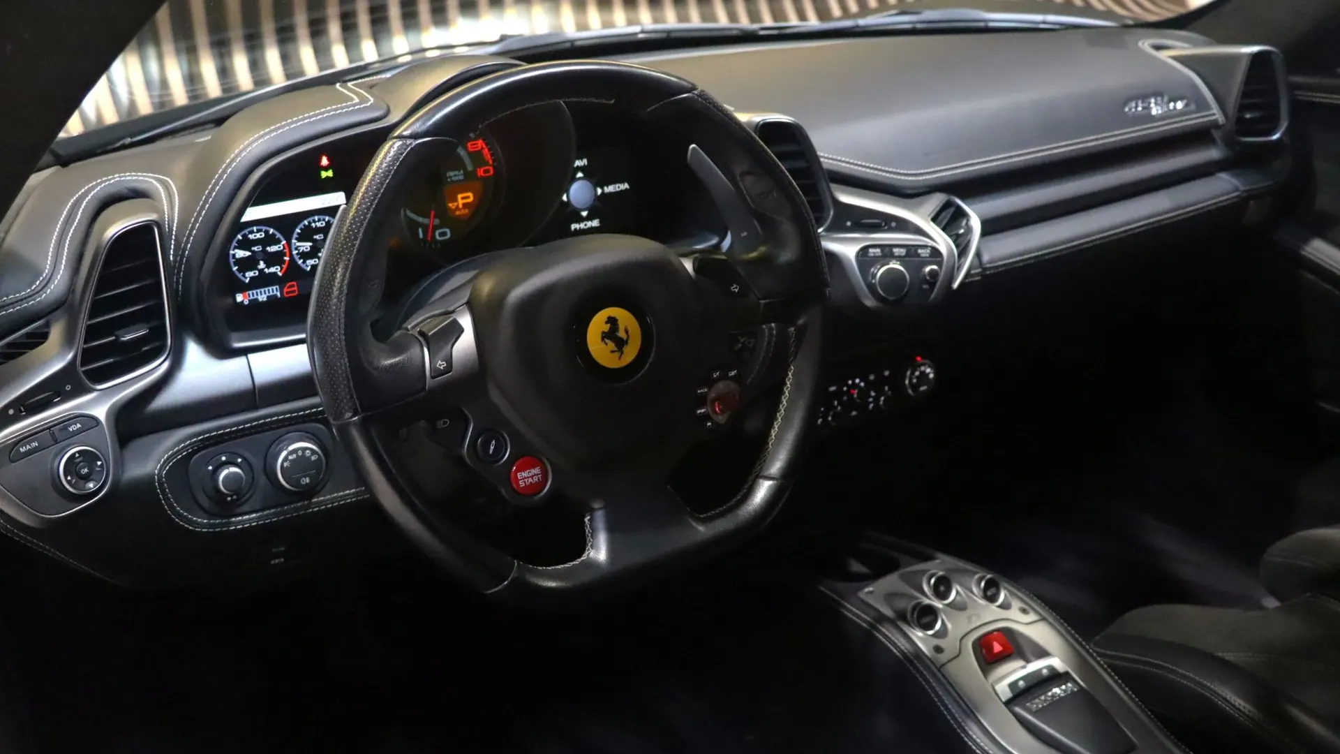 Ferrari 458 — photo 12