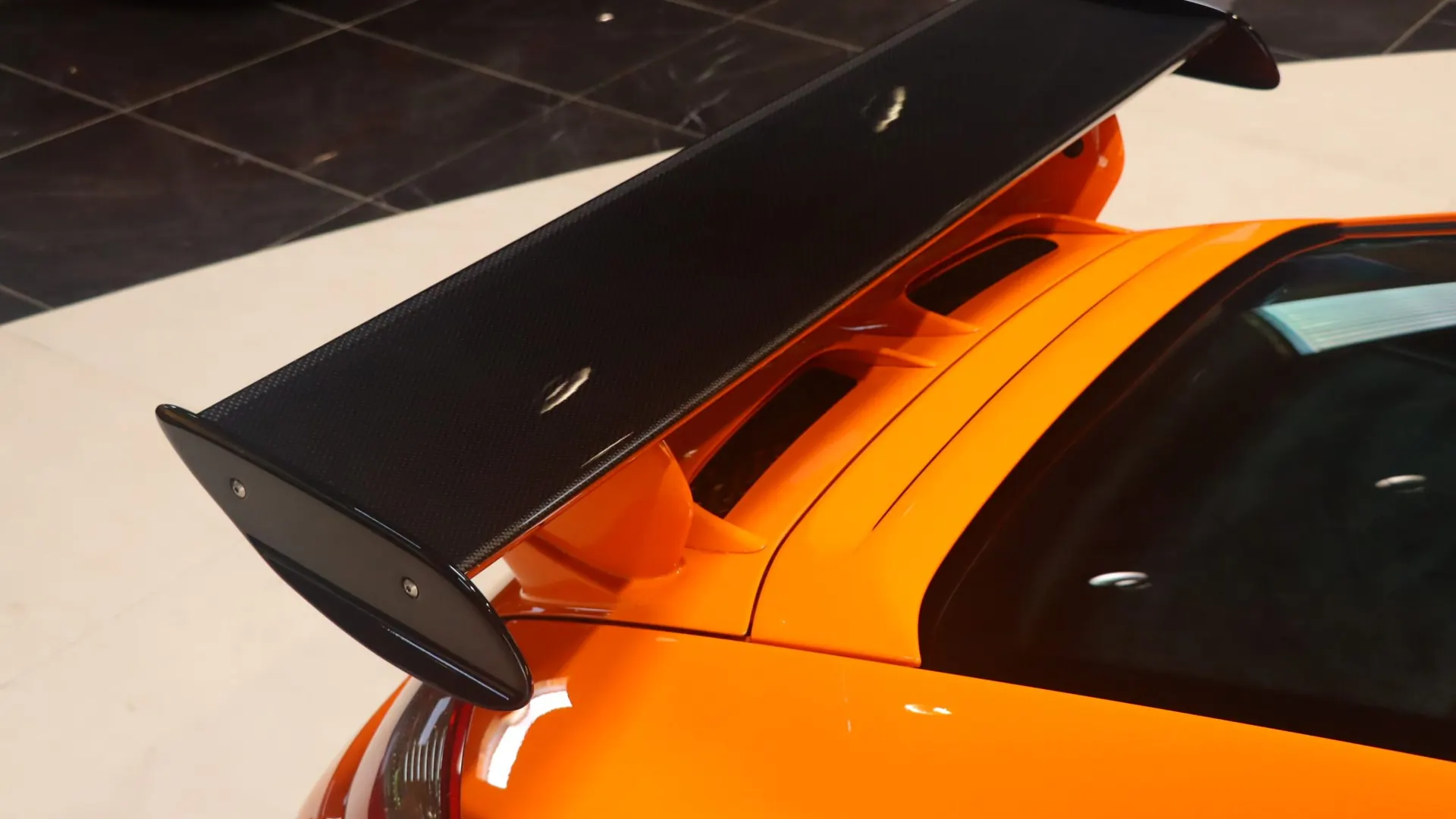 Porsche 911 — photo 44