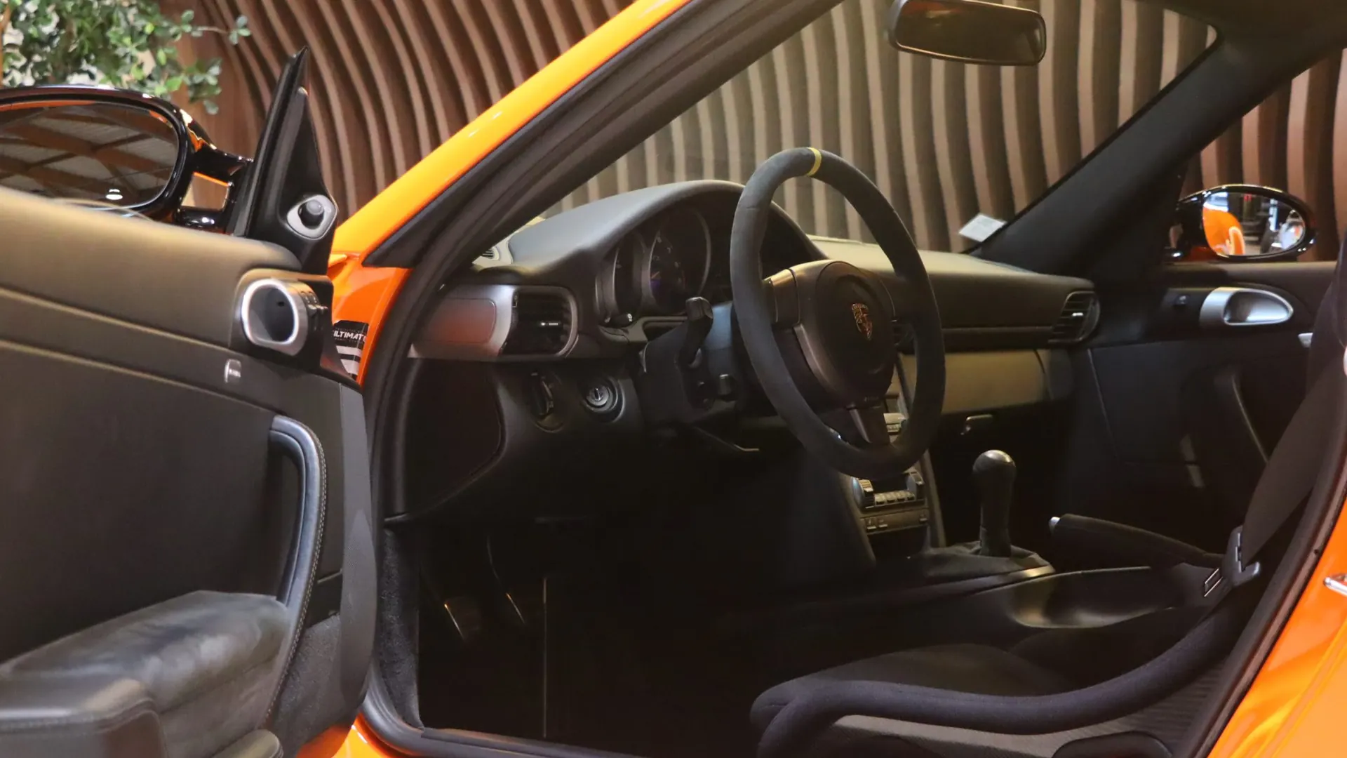 Porsche 911 — photo 8