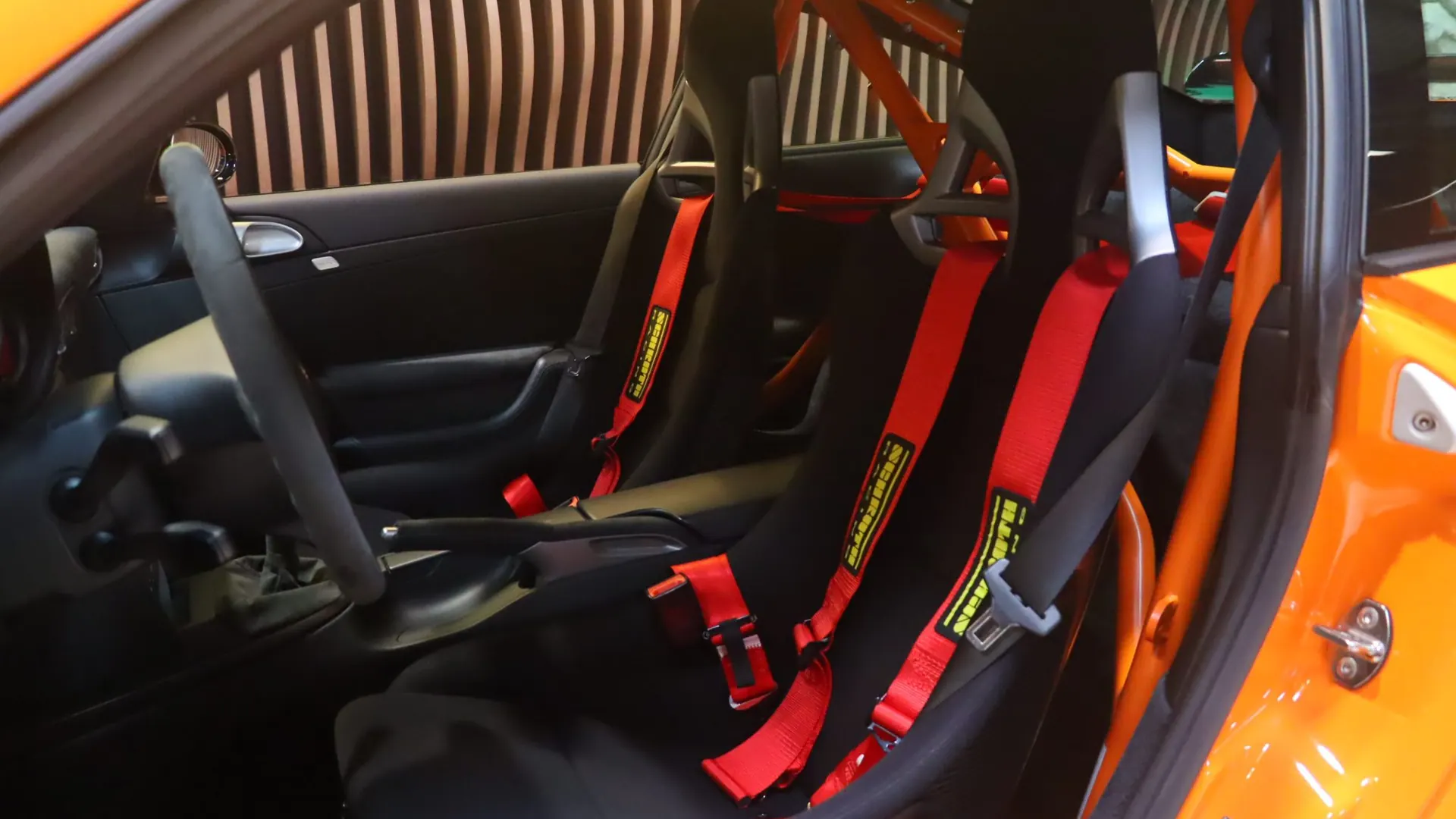 Porsche 911 — photo 6