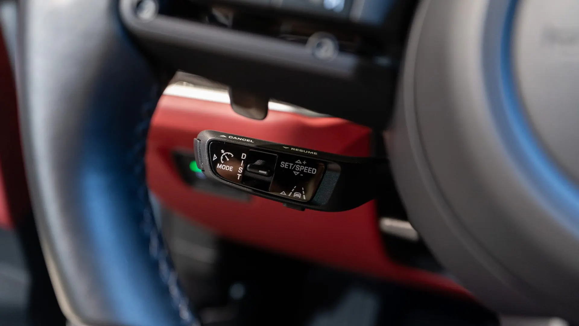Porsche Cayenne — photo 20