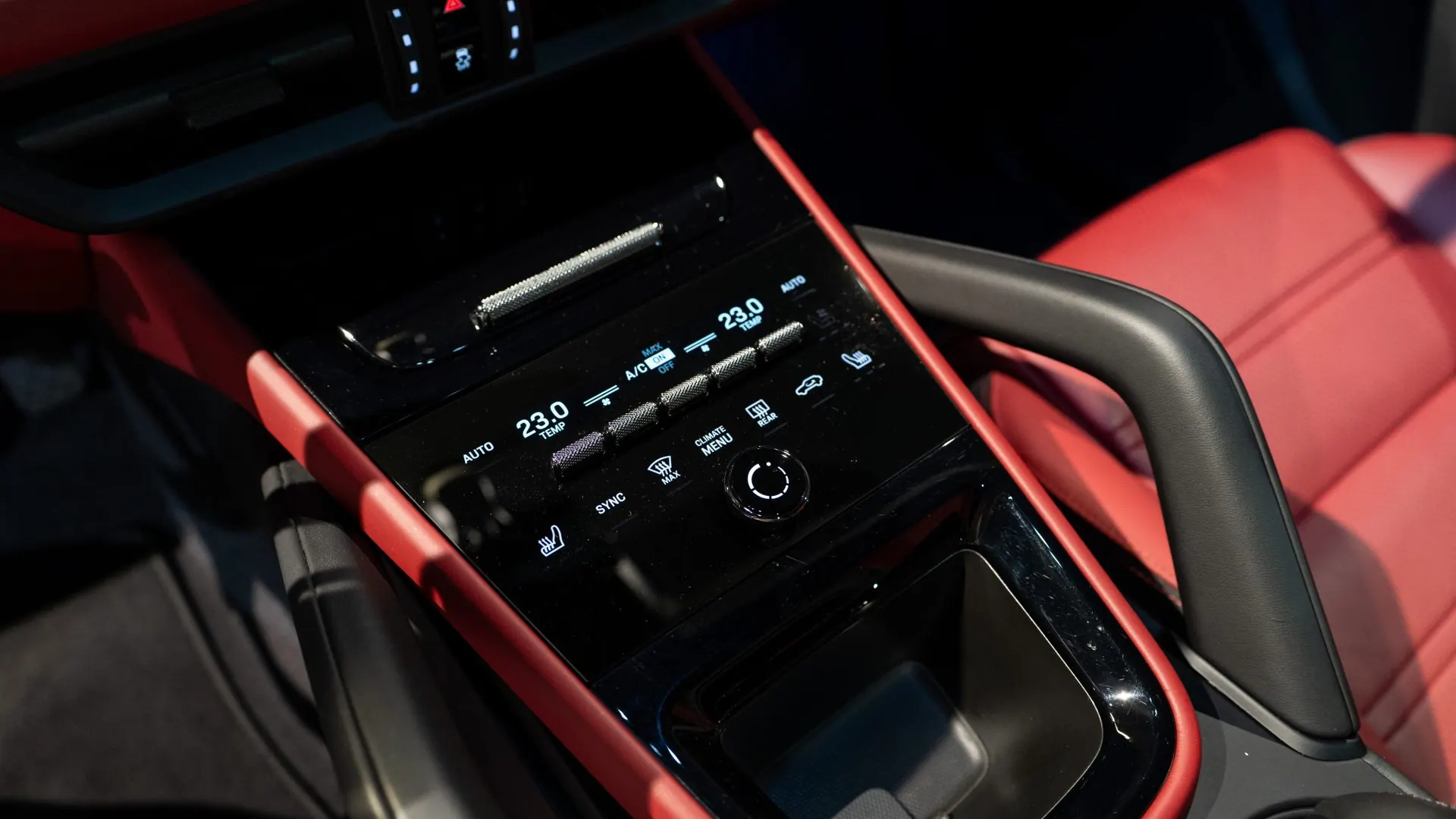 Porsche Cayenne — photo 23