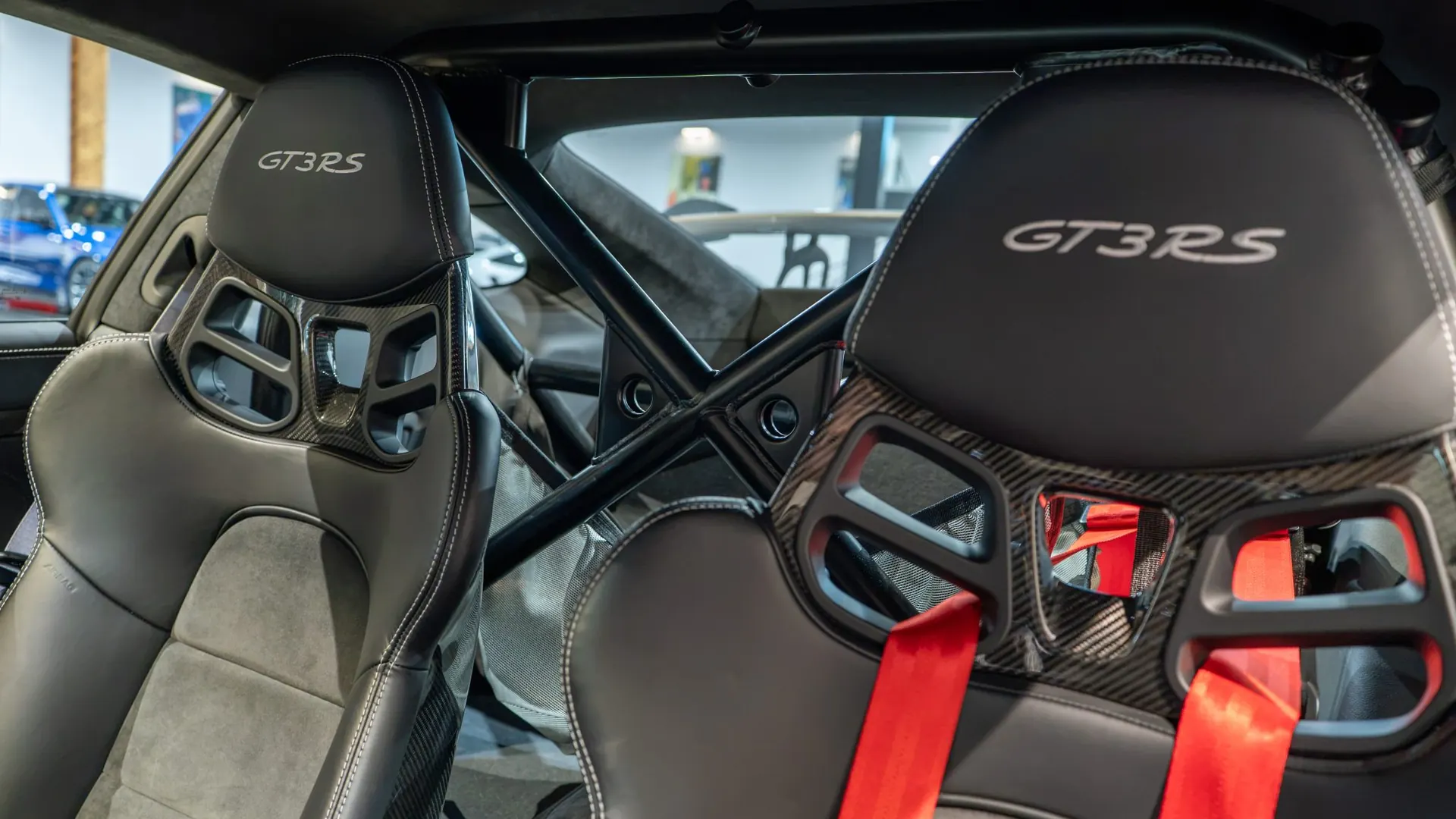 Porsche 911 — photo 15