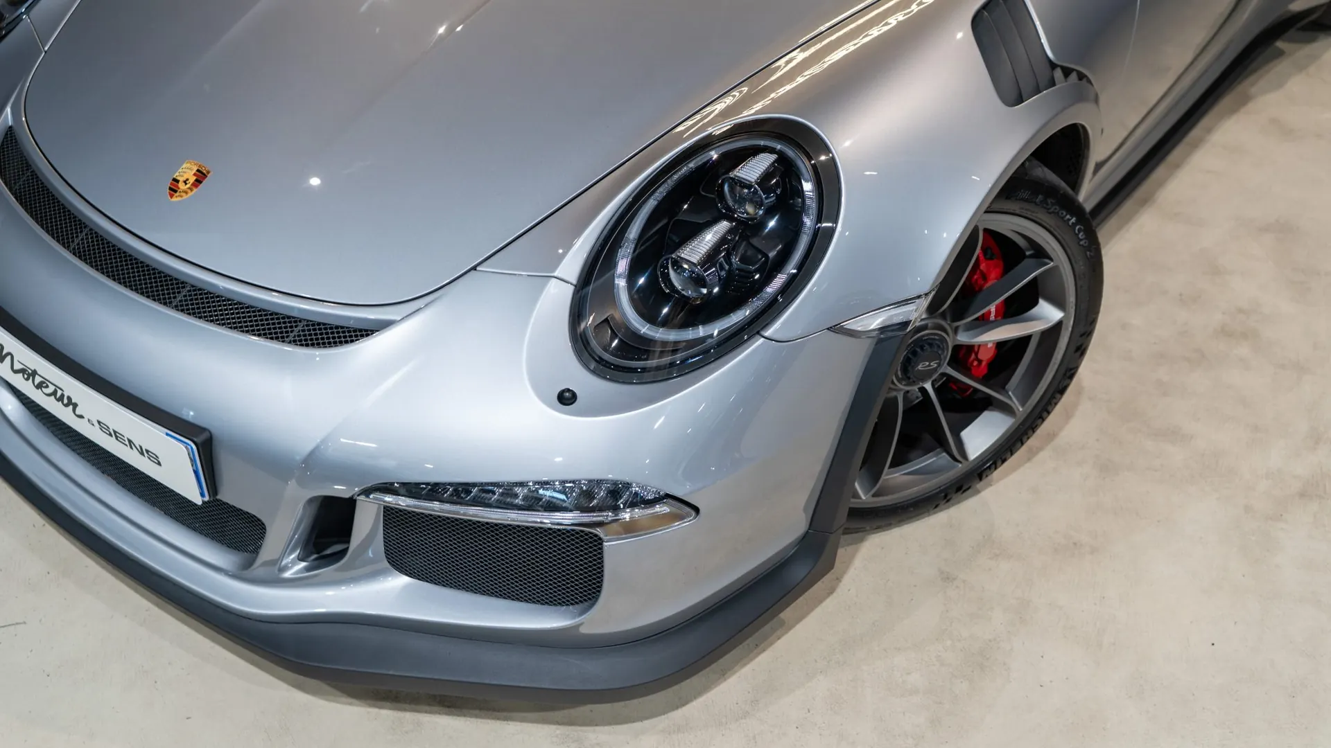 Porsche 911 — photo 30