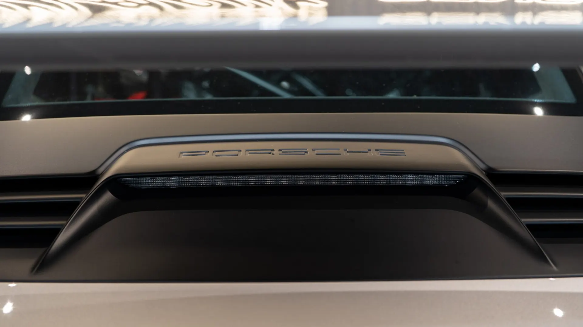 Porsche 911 — photo 29