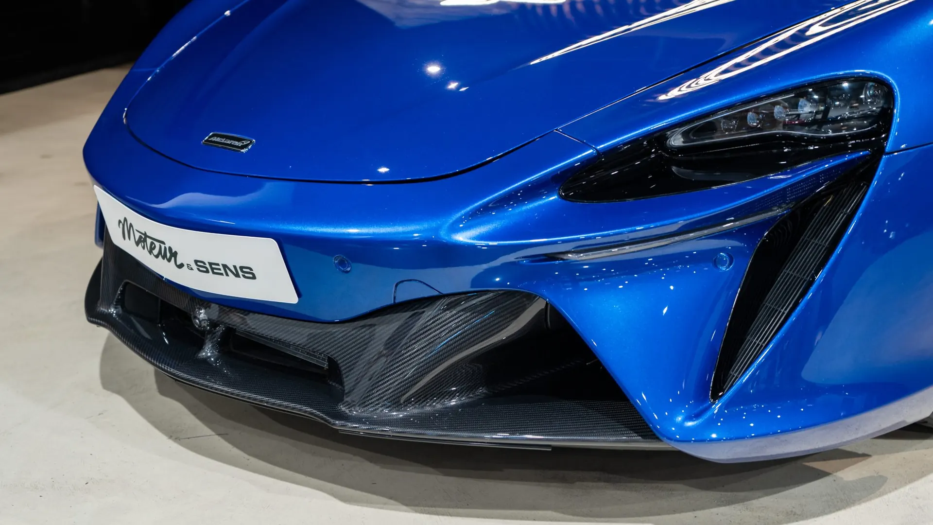 McLaren Artura — photo 30