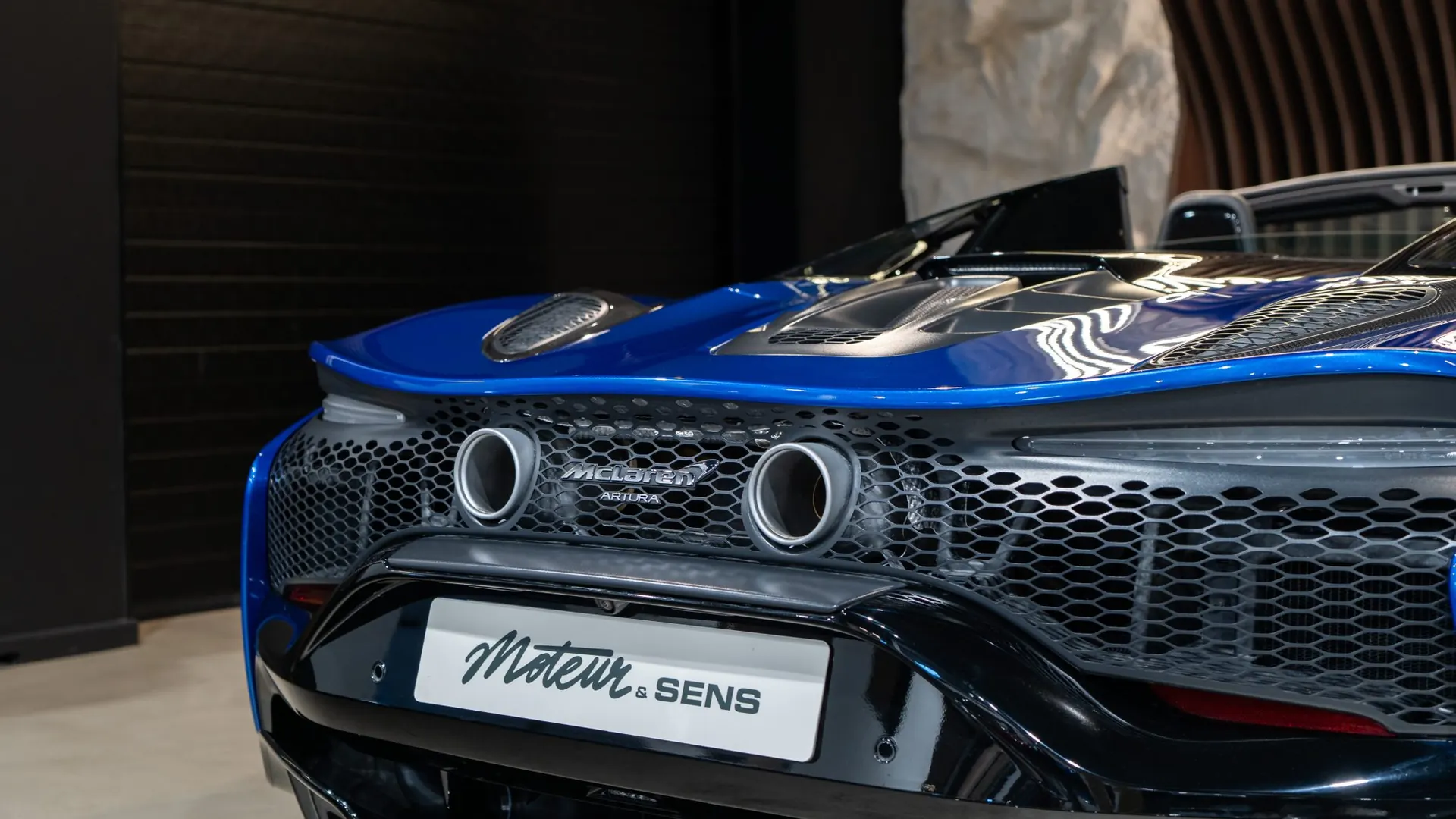 McLaren Artura — photo 33
