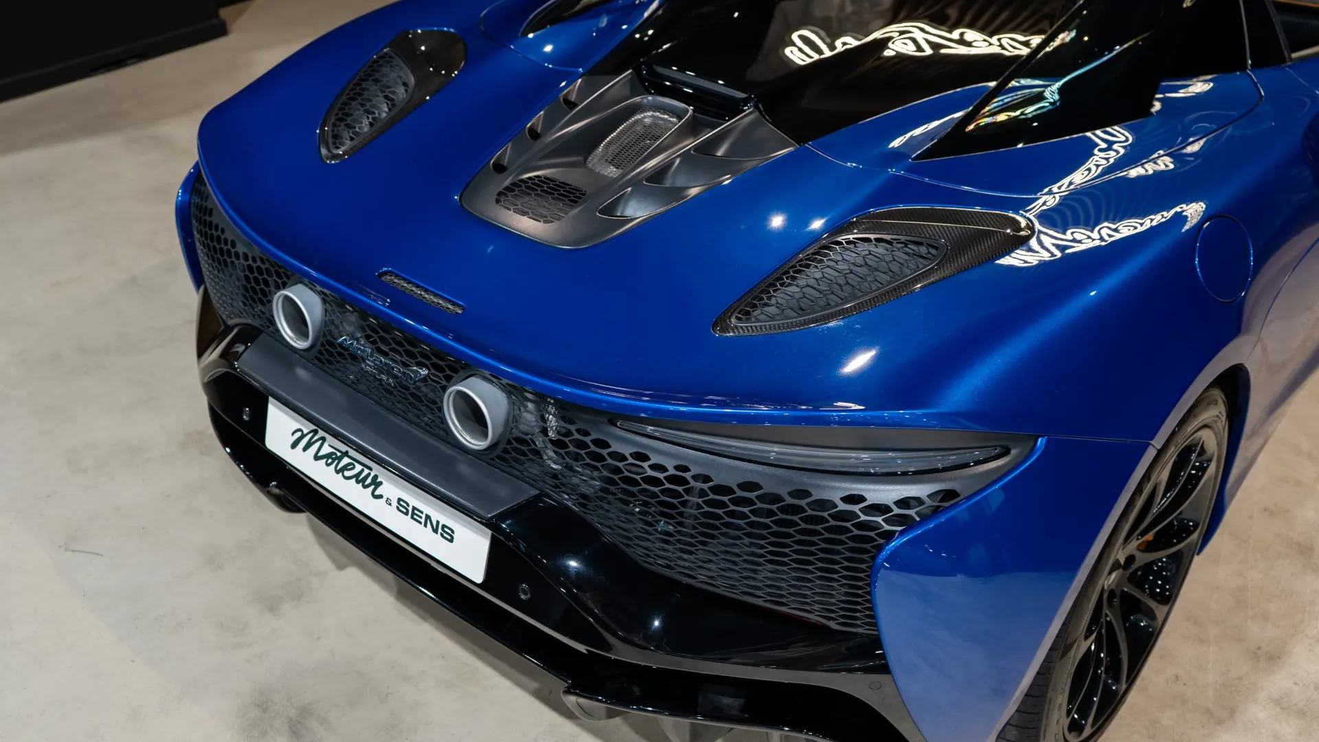 McLaren Artura — photo 37
