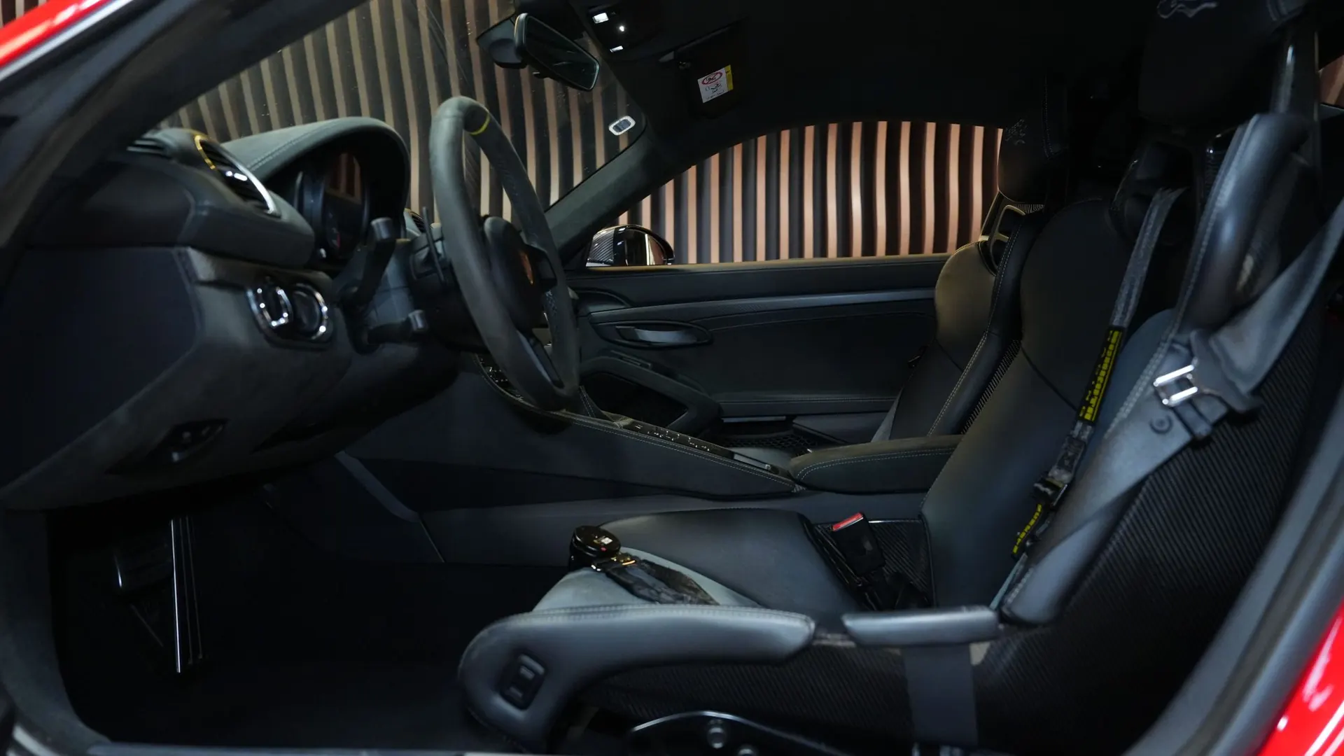 Porsche 718 — photo 8