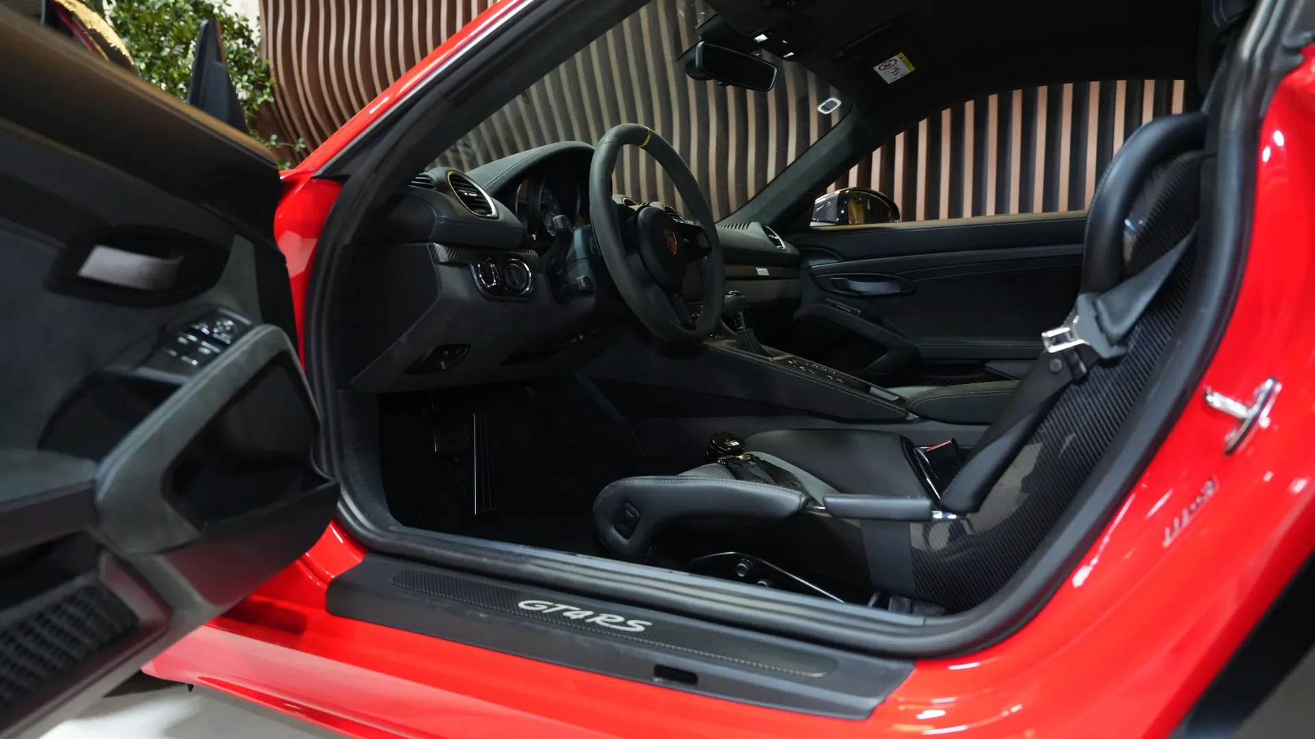 Porsche 718 — photo 7