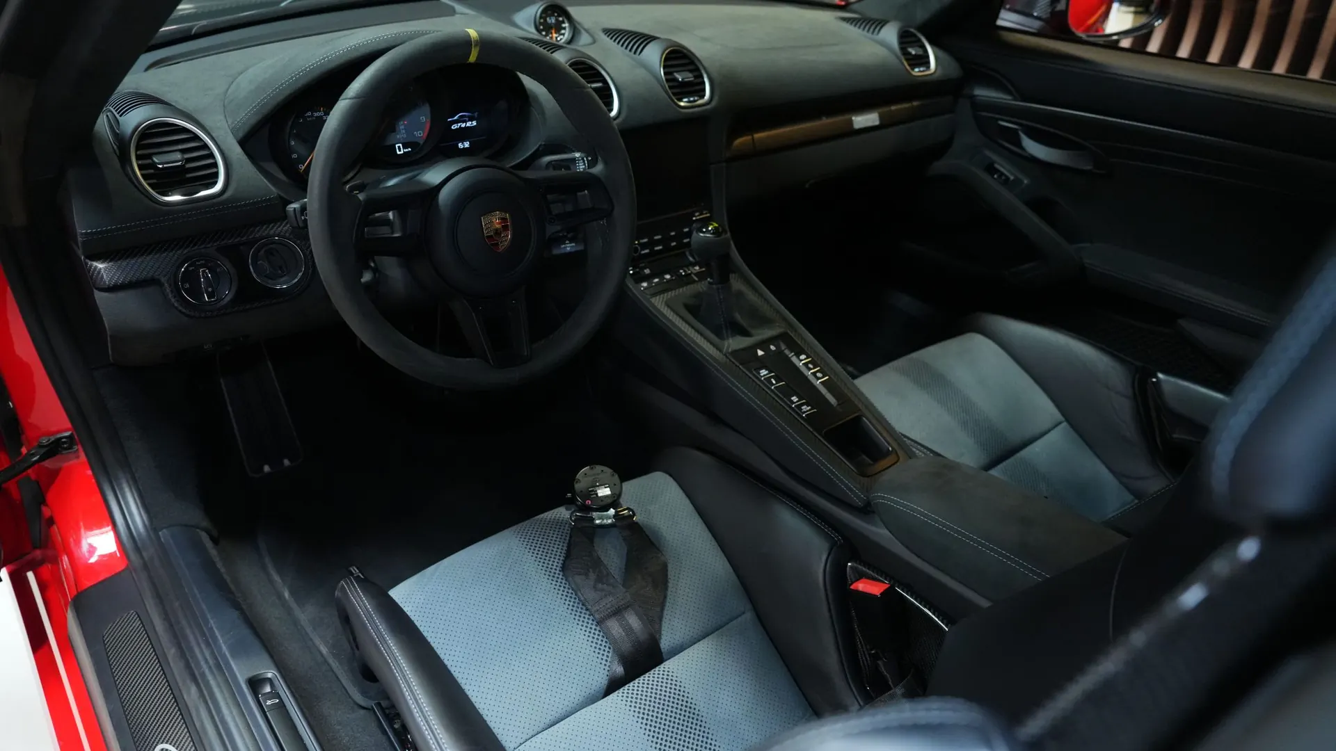 Porsche 718 — photo 9