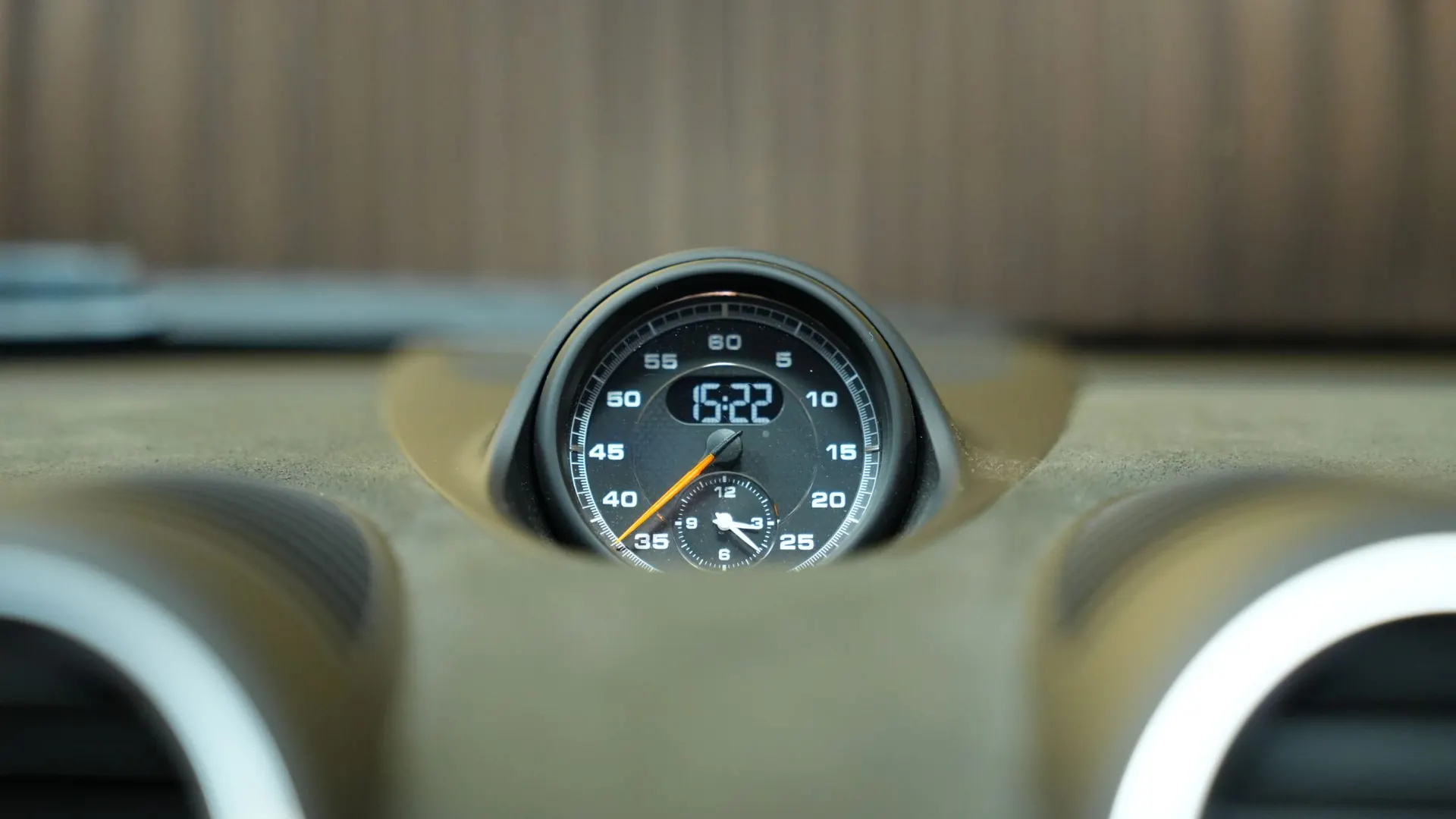 Porsche 718 — photo 35