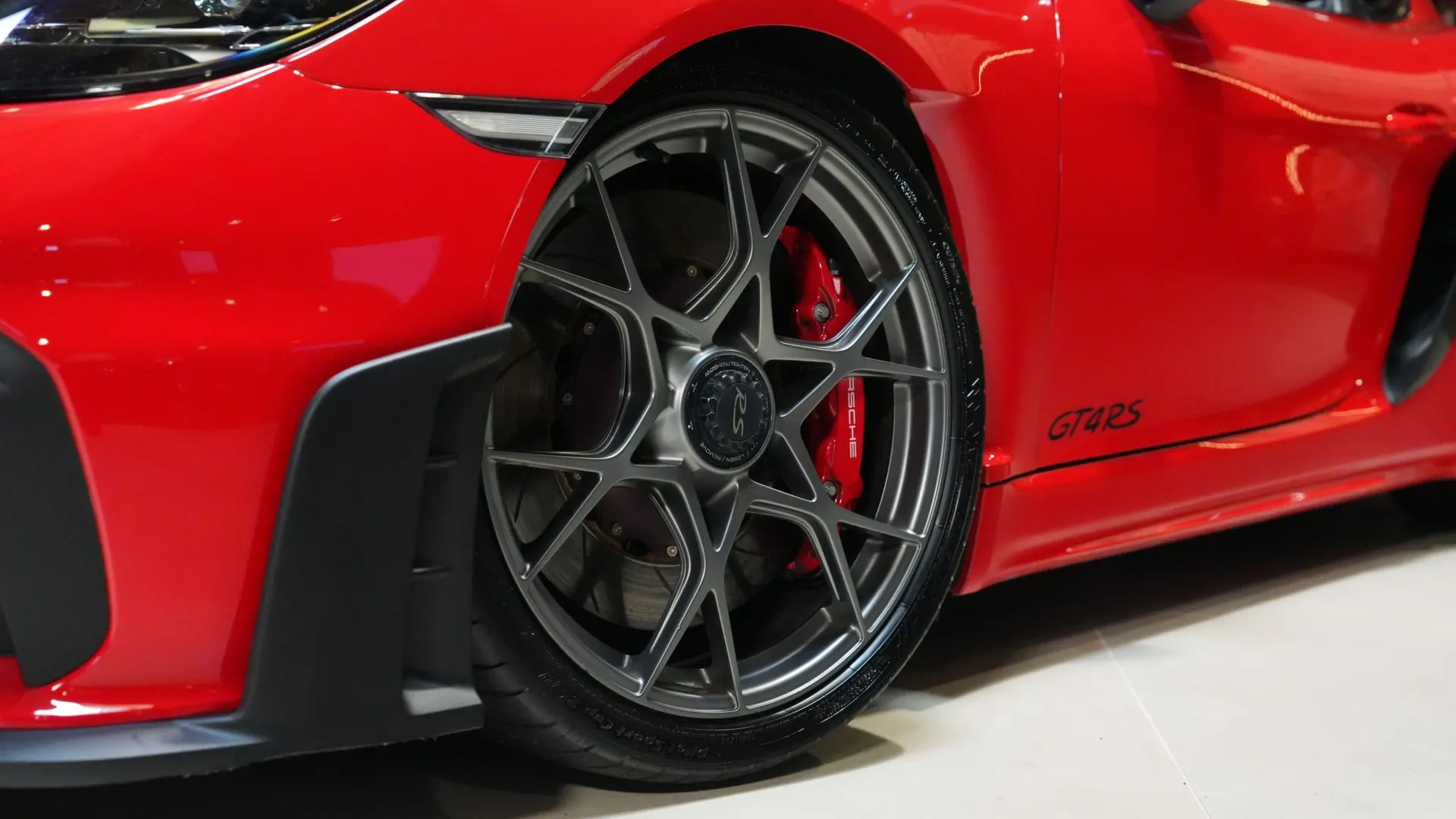 Porsche 718 — photo 18