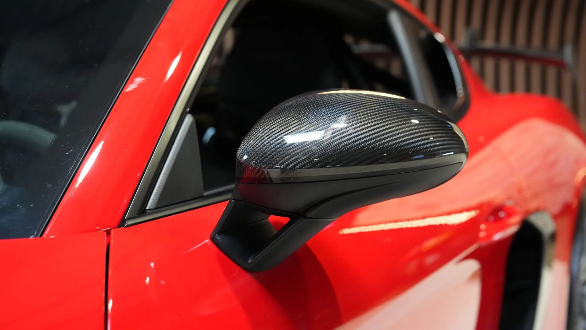 Porsche 718 — photo 14