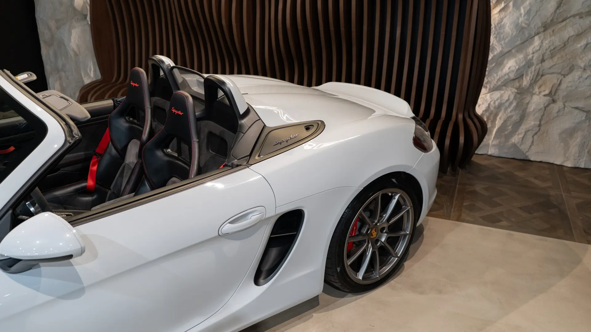 Porsche Boxster — photo 32