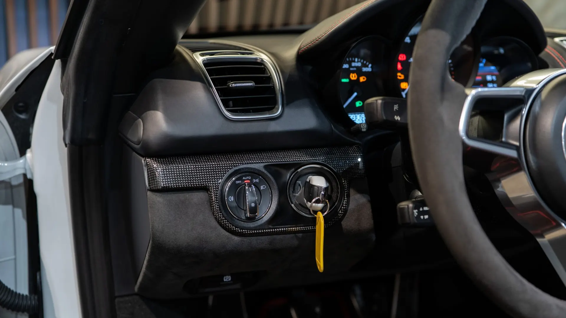 Porsche Boxster — photo 15
