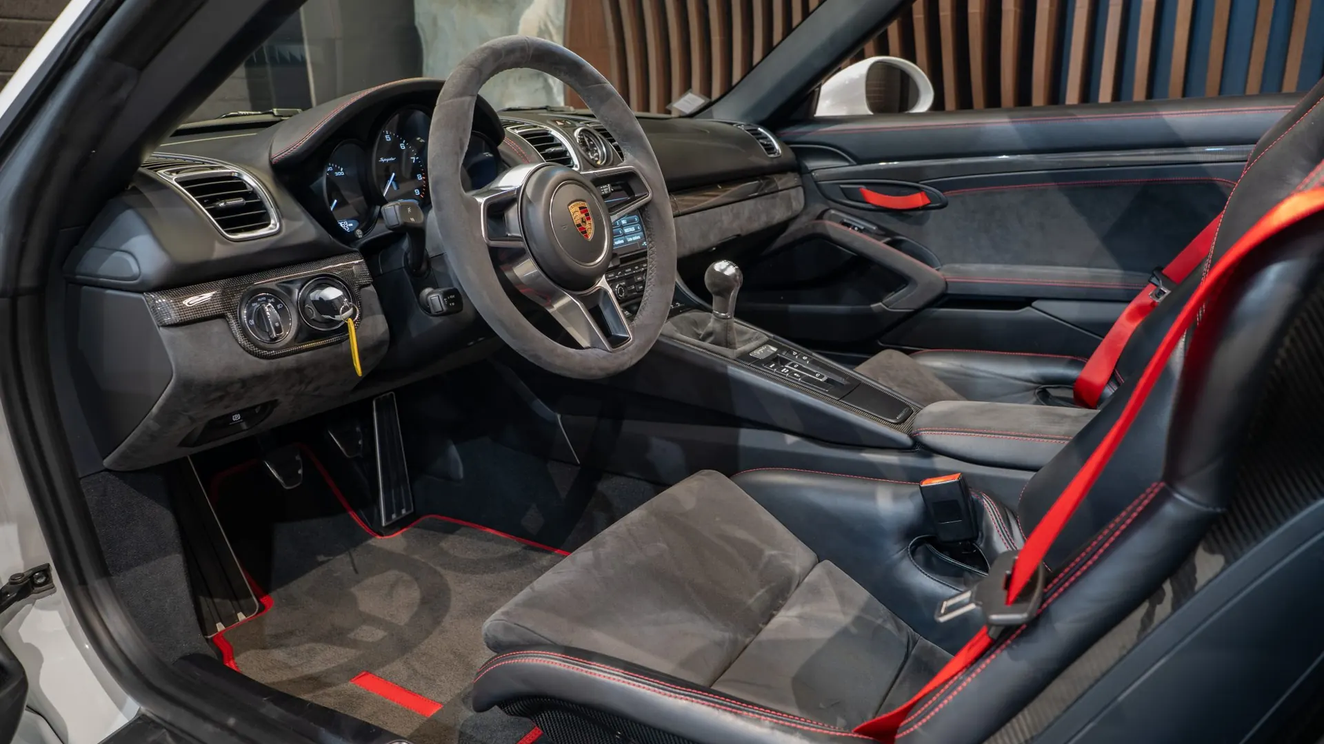 Porsche Boxster — photo 9