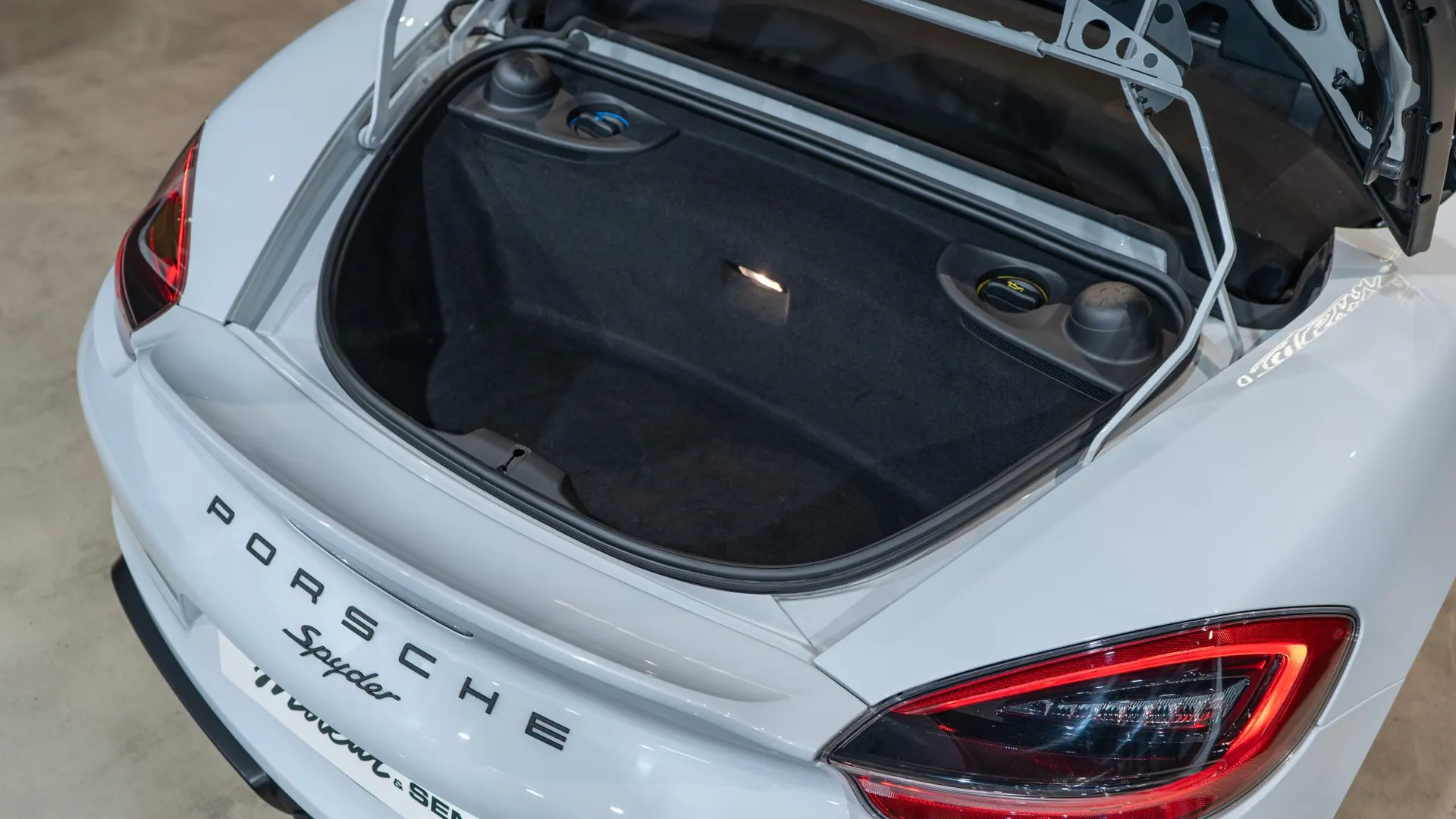 Porsche Boxster — photo 26