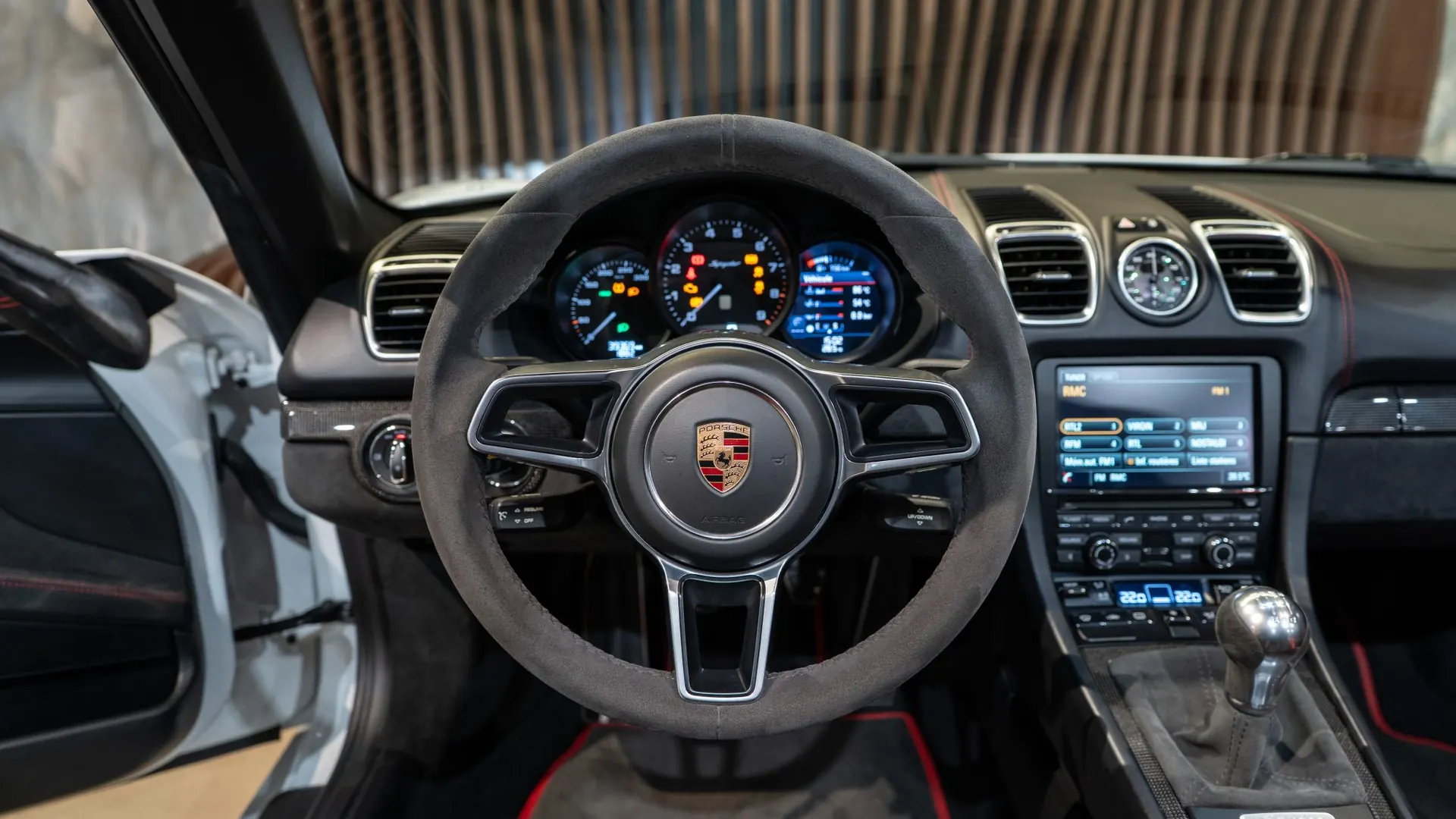 Porsche Boxster — photo 10